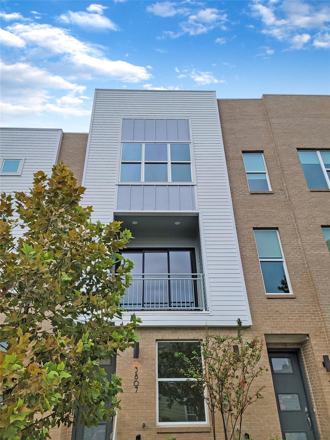 3807 Threadgill St, Austin, TX 78723