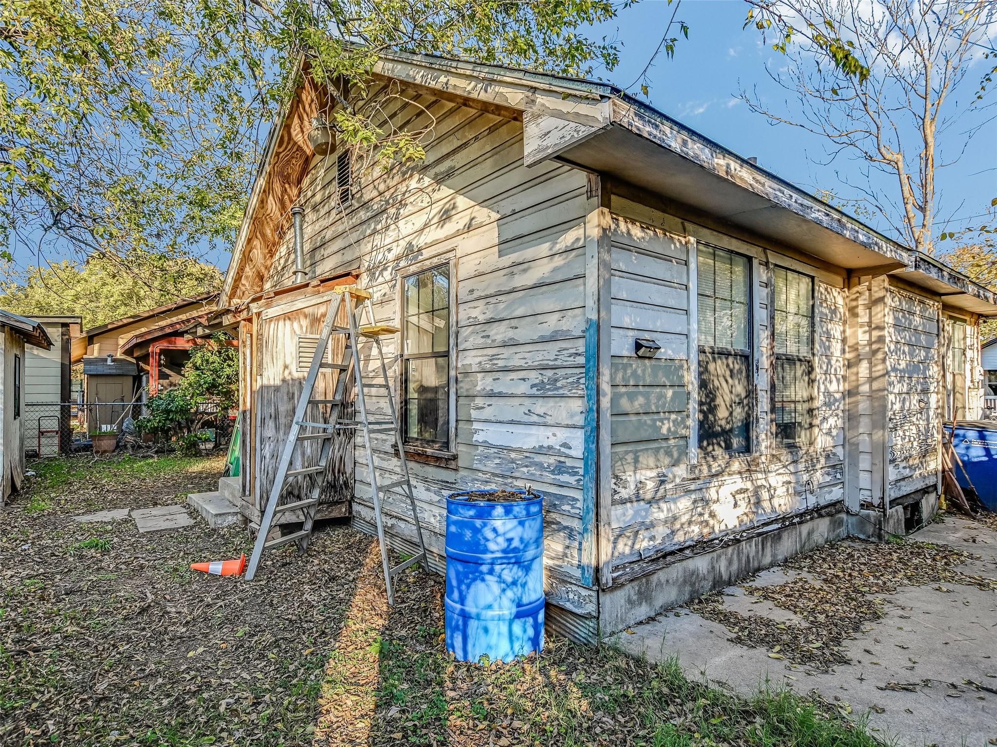 66 Cross St, Austin, TX 78702