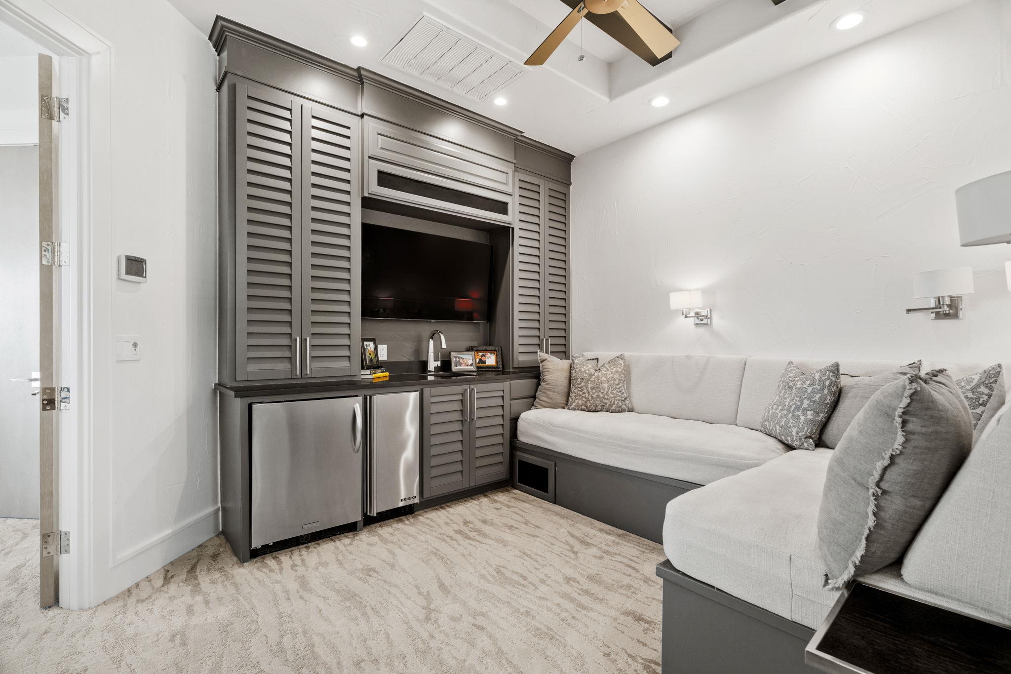 1310 Broken Arrow, Horseshoe Bay, TX 78657