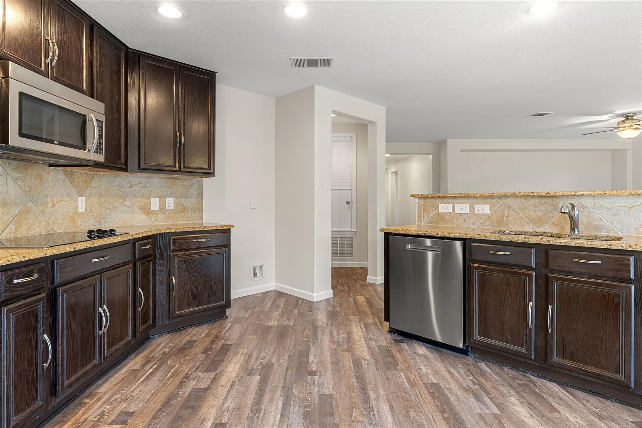 1004 Bethel Way, Pflugerville, TX 78660