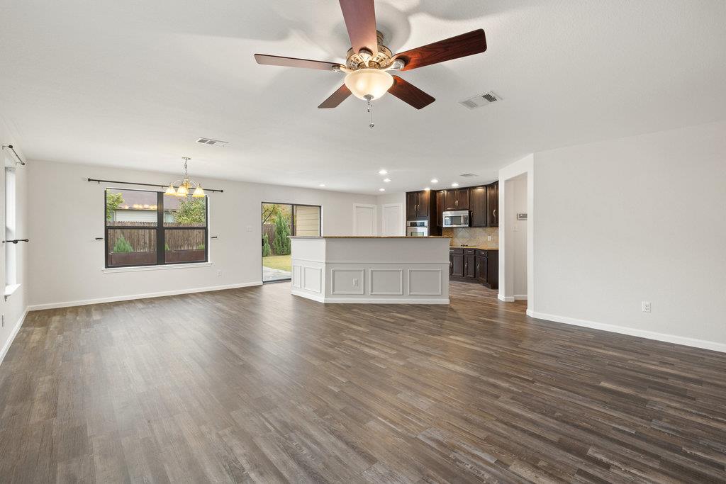 1004 Bethel Way, Pflugerville, TX 78660