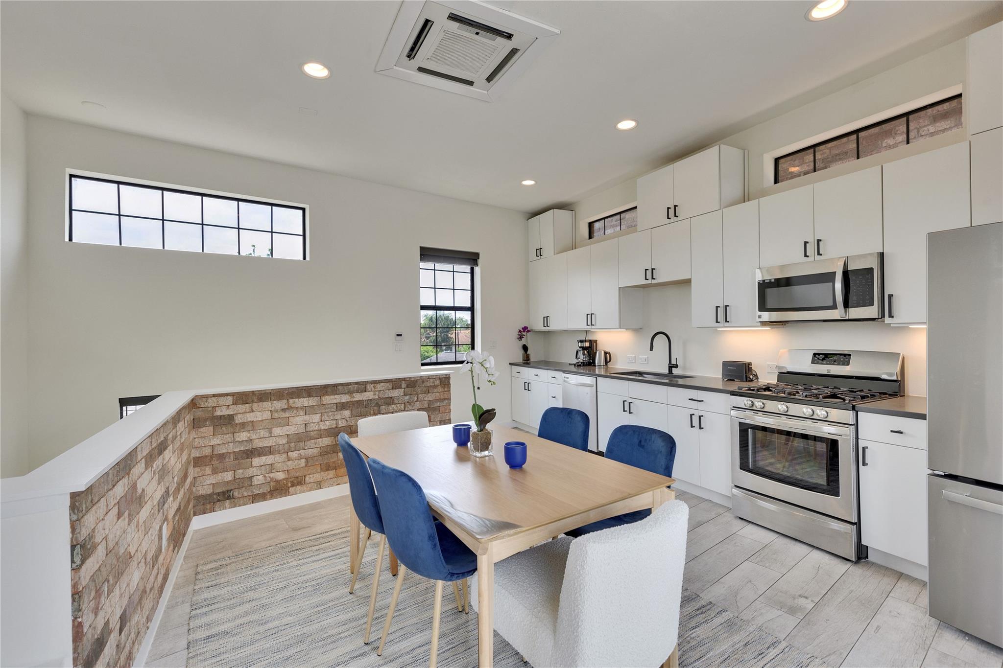 808 E Lydia St, Austin, TX 78702