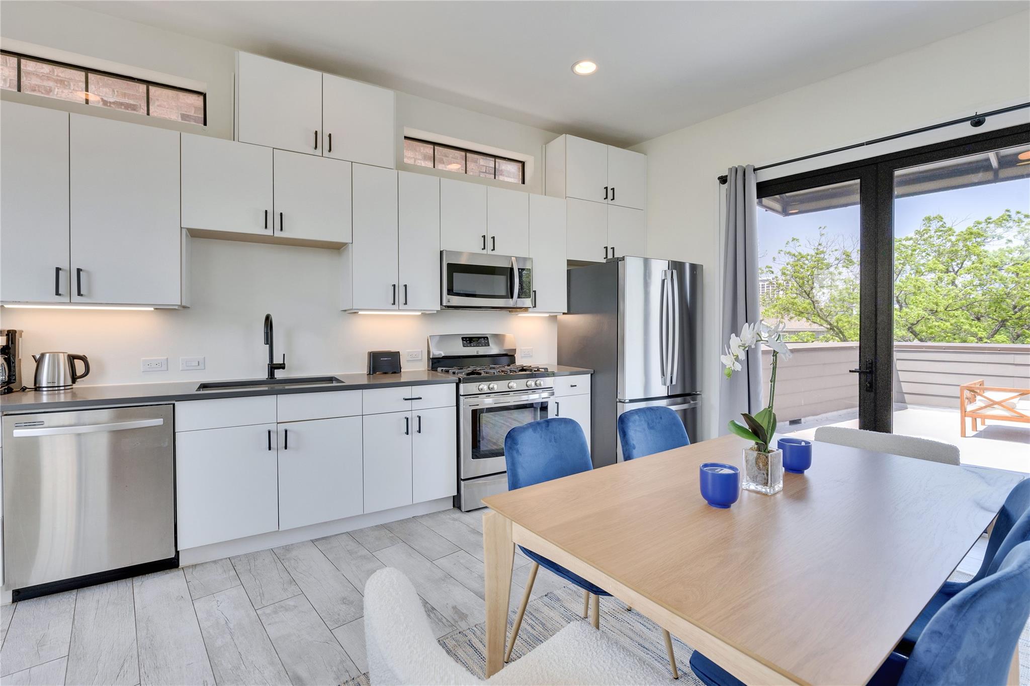 808 E Lydia St, Austin, TX 78702