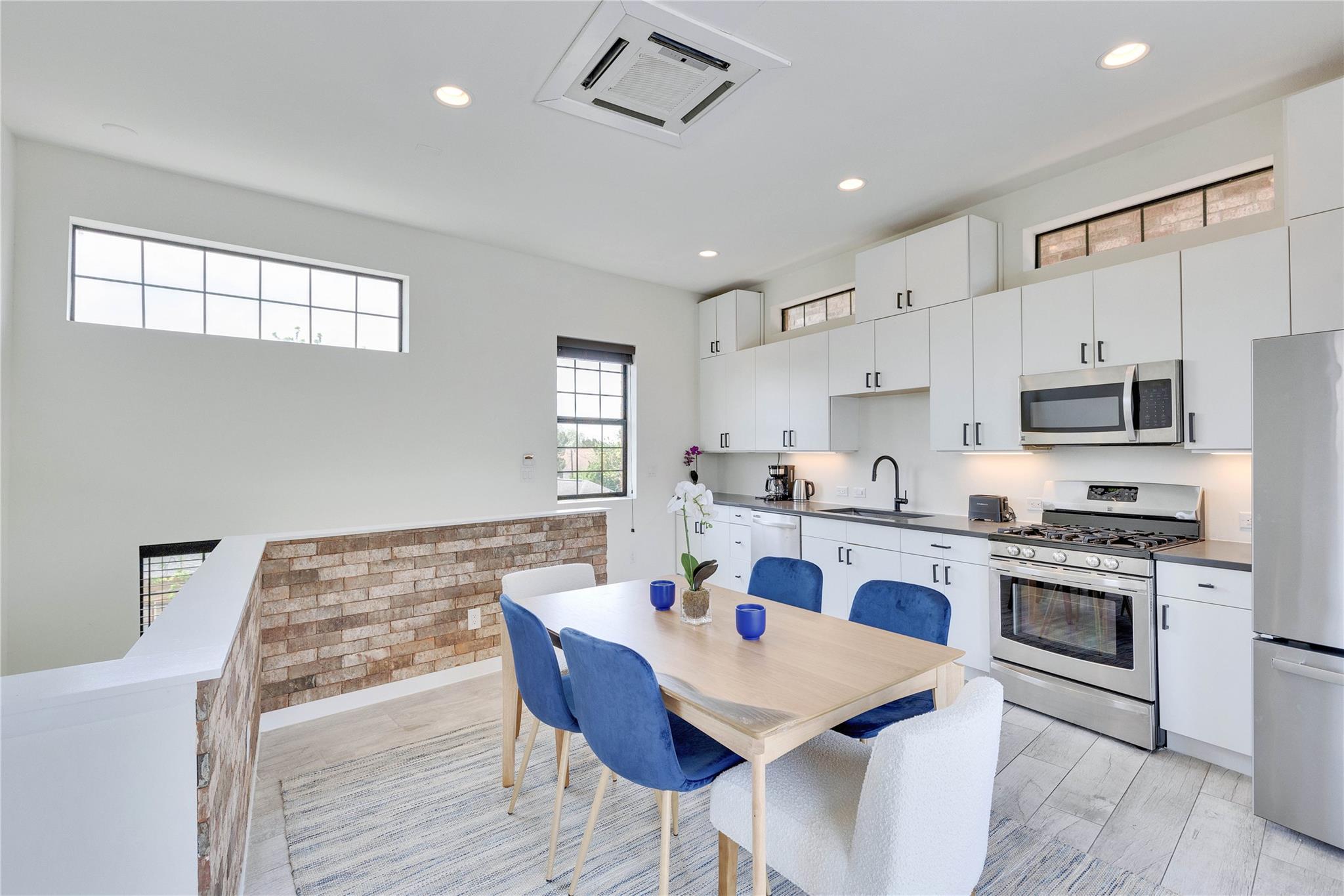 808 E Lydia St, Austin, TX 78702