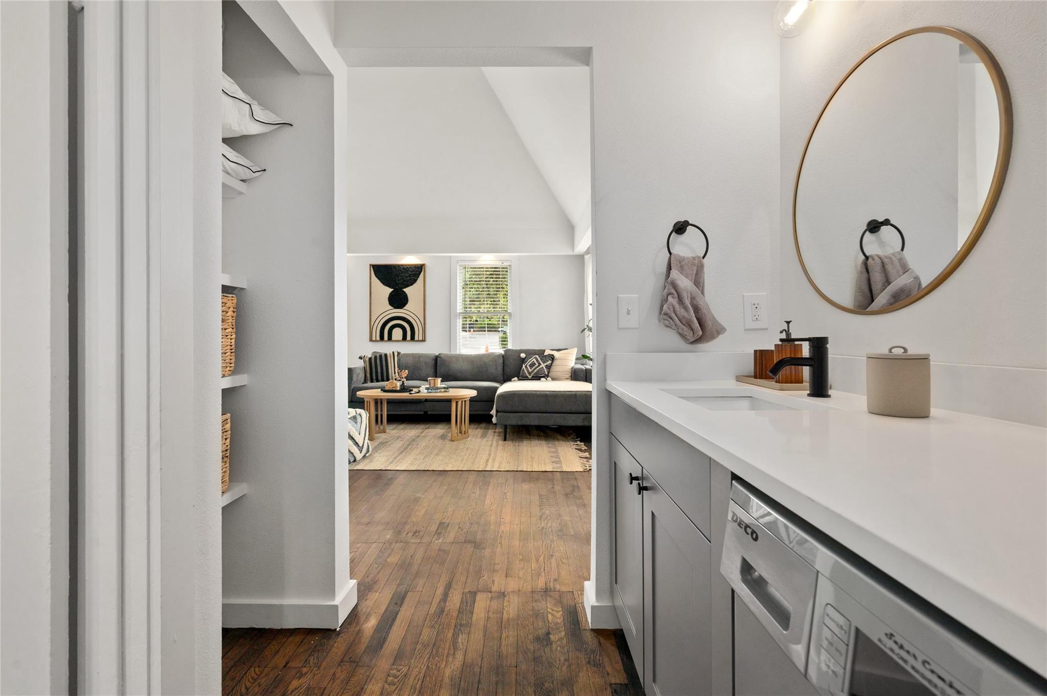 1507 Drake Ave # A, Austin, TX 78704