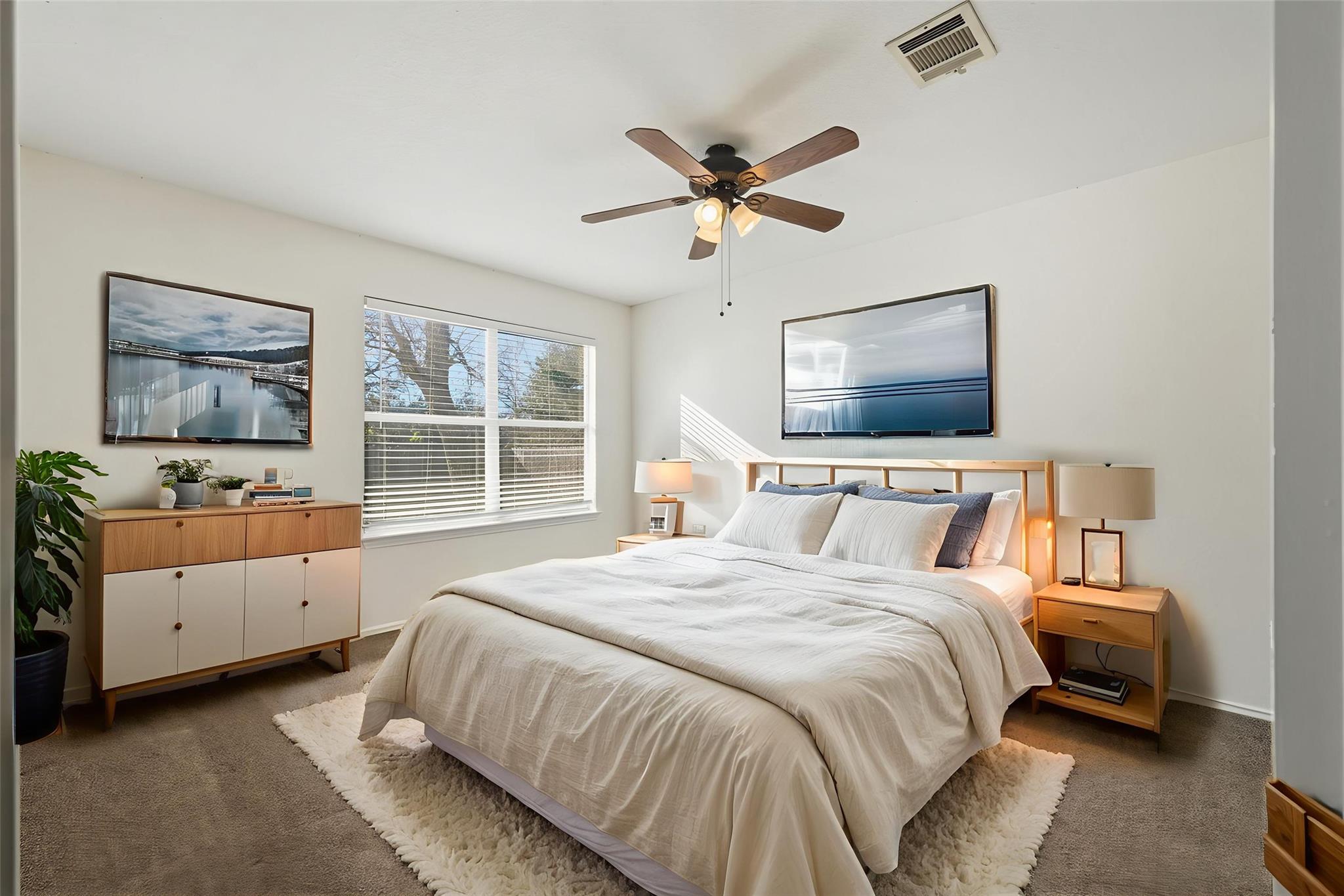 2521 Claudia Dr, Leander, TX 78641