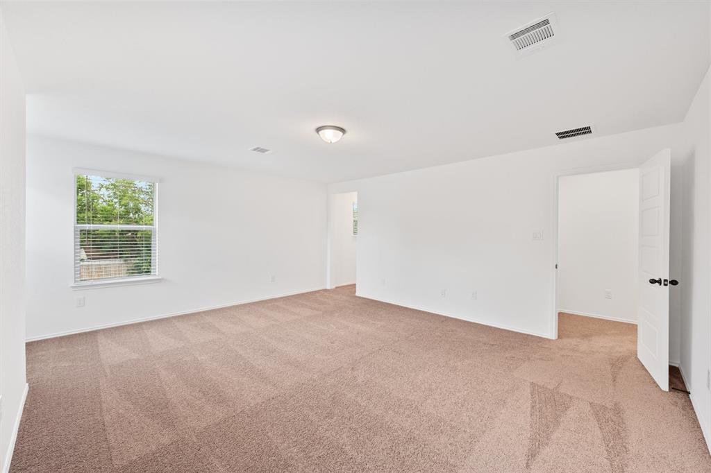 210 McGinnis Trl, Kyle, TX 78640