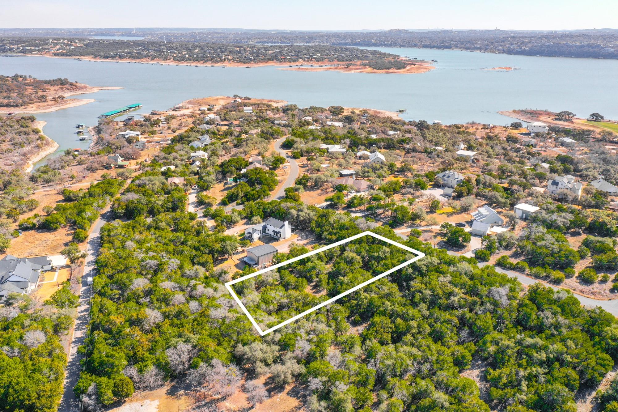 918 Debco Ln, Spicewood, TX 78669