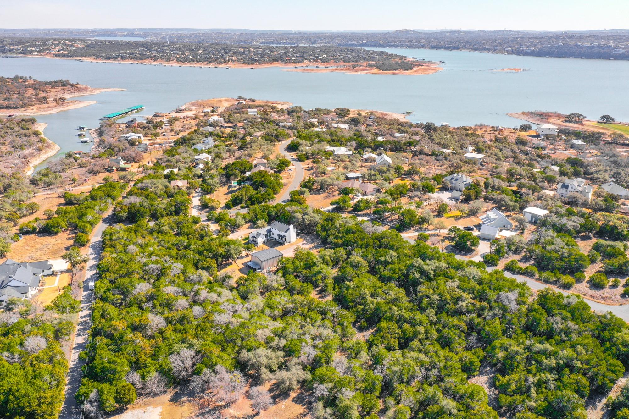 918 Debco Ln, Spicewood, TX 78669