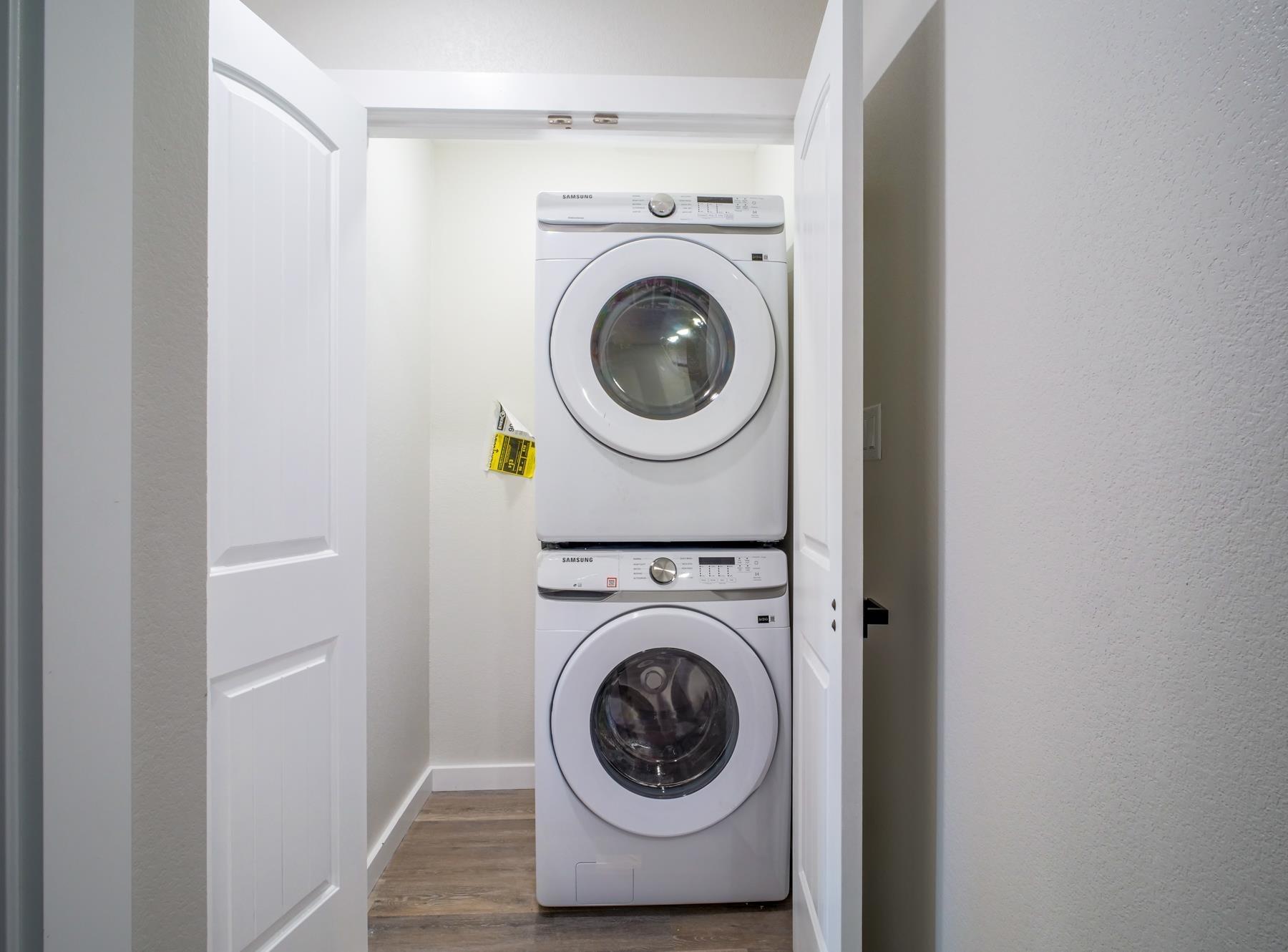 303 Cedarhill Dr, Granite Shoals, TX 78654