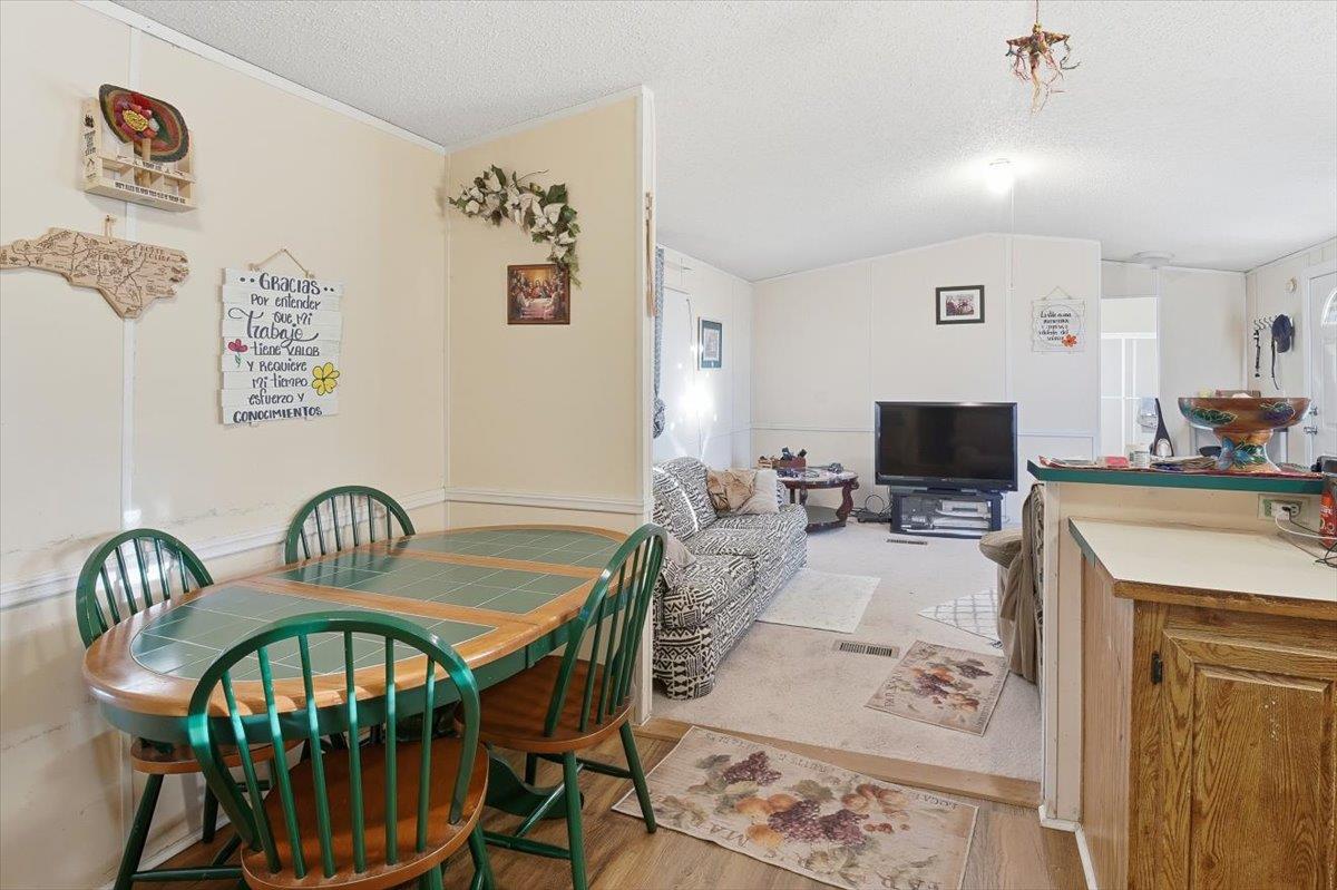 675 Highland Ranch Way, Dale, TX 78616