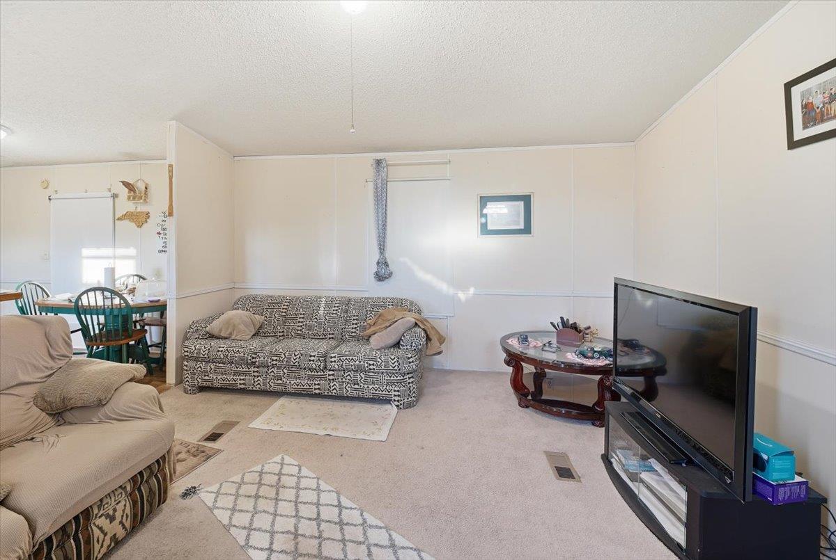 675 Highland Ranch Way, Dale, TX 78616