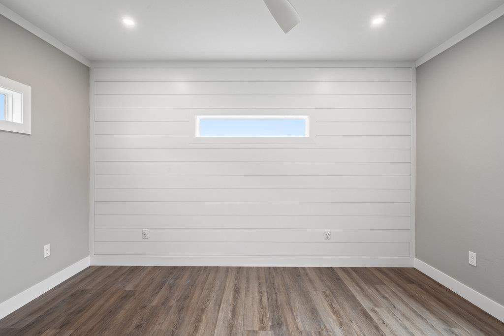 2027 Applewood Dr, Lockhart, TX 78644