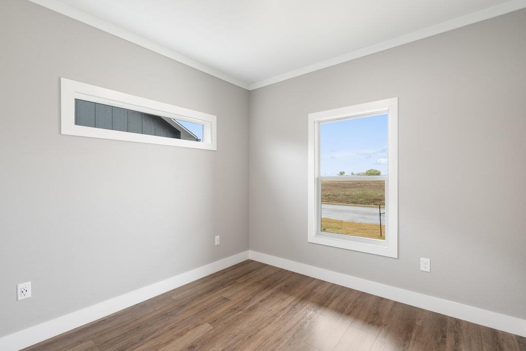 2027 Applewood Dr, Lockhart, TX 78644