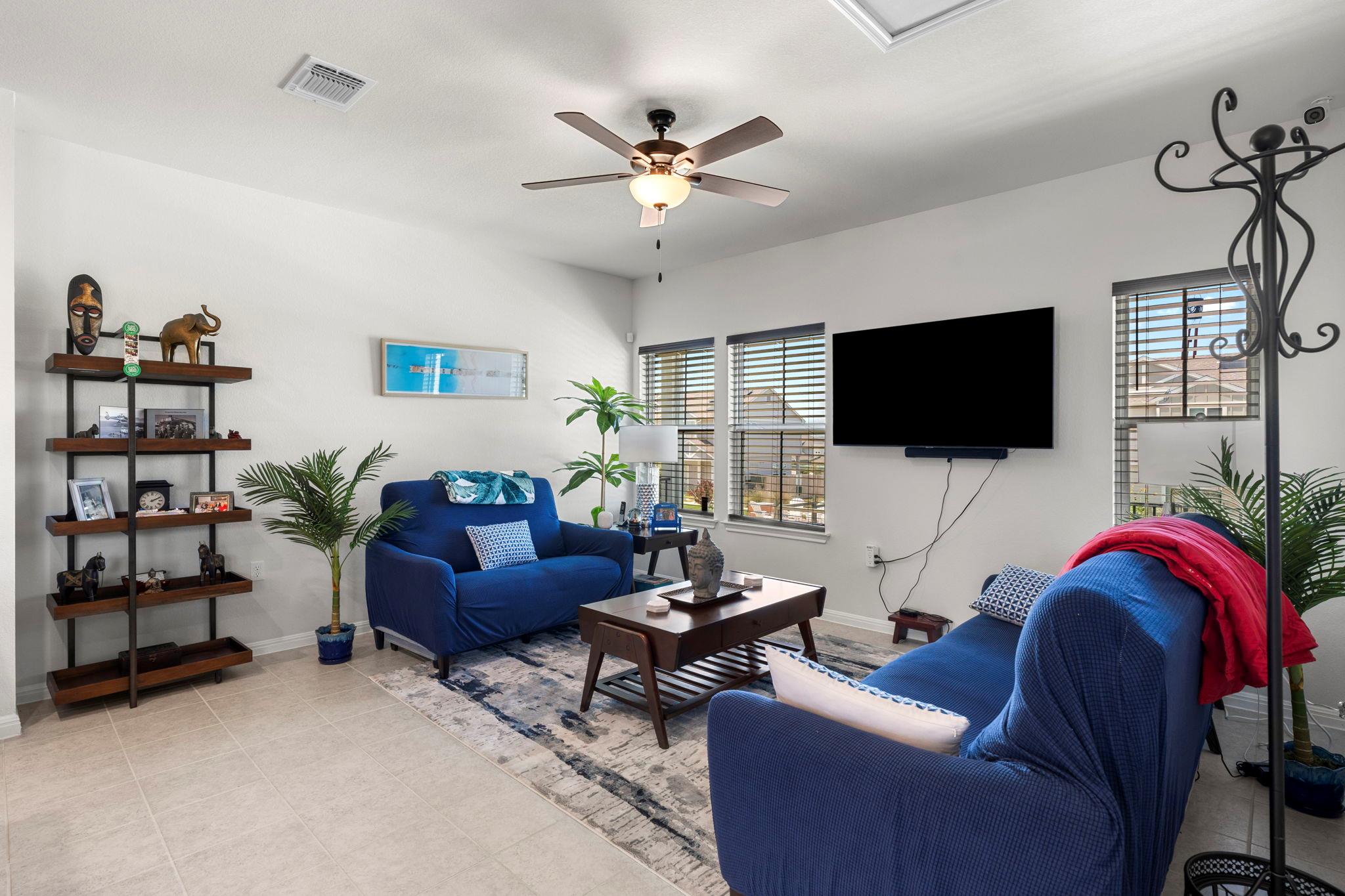 16722 Sonoma Breeze Dr, Manor, TX 78653