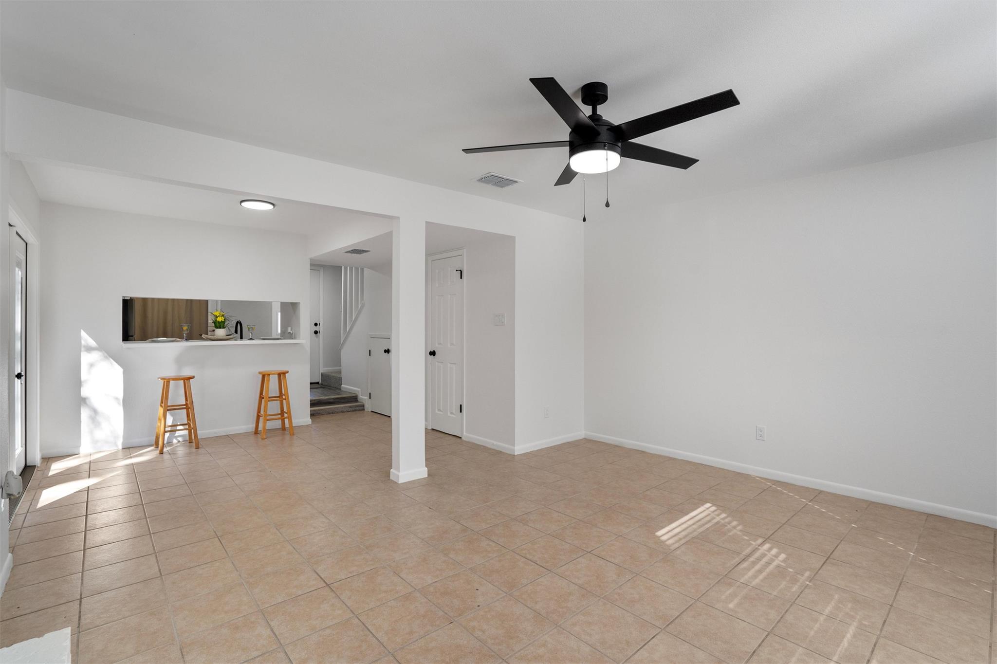 6909 Woodhue Dr # B, Austin, TX 78745