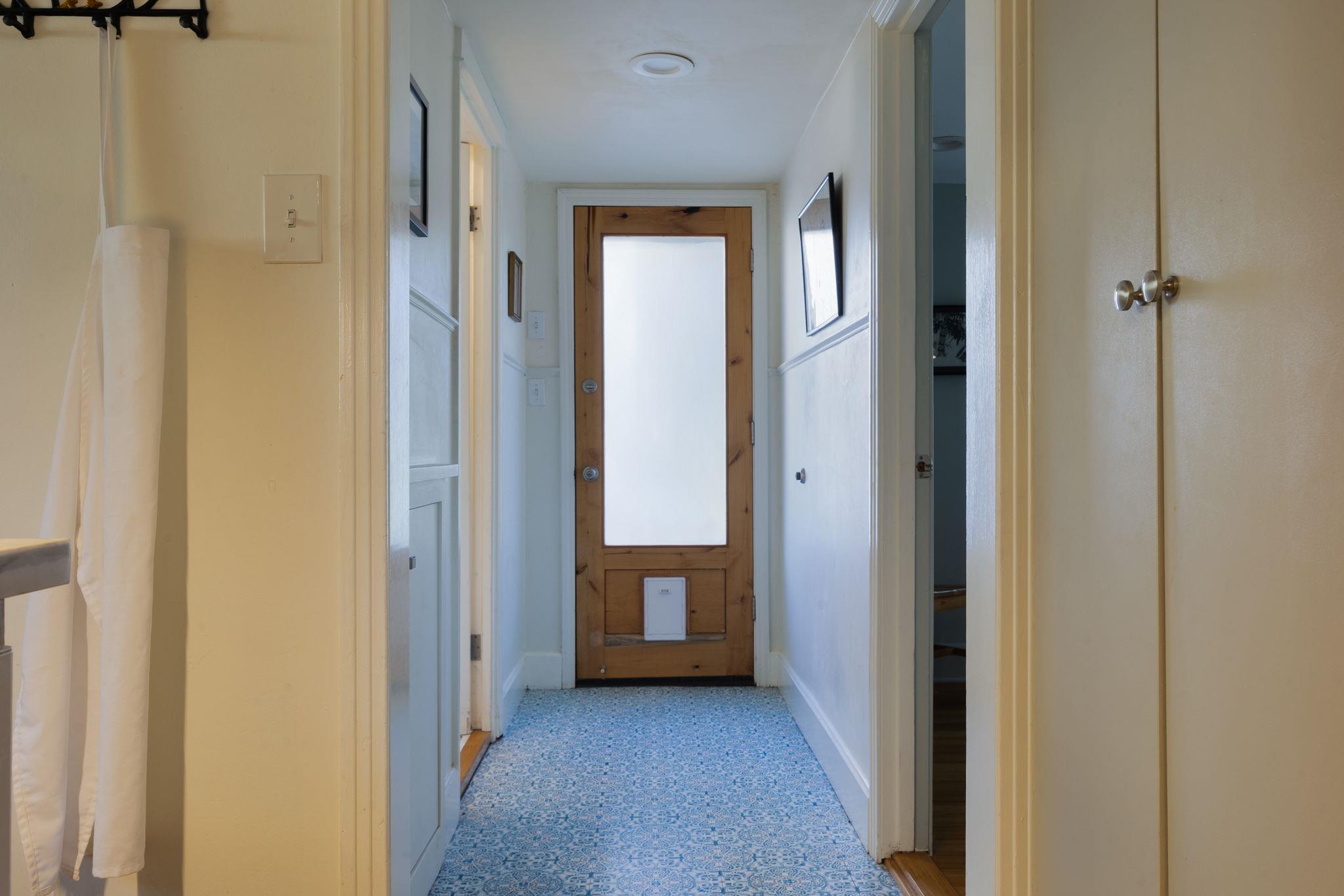 2102 Travis Heights Blvd, Austin, TX 78704