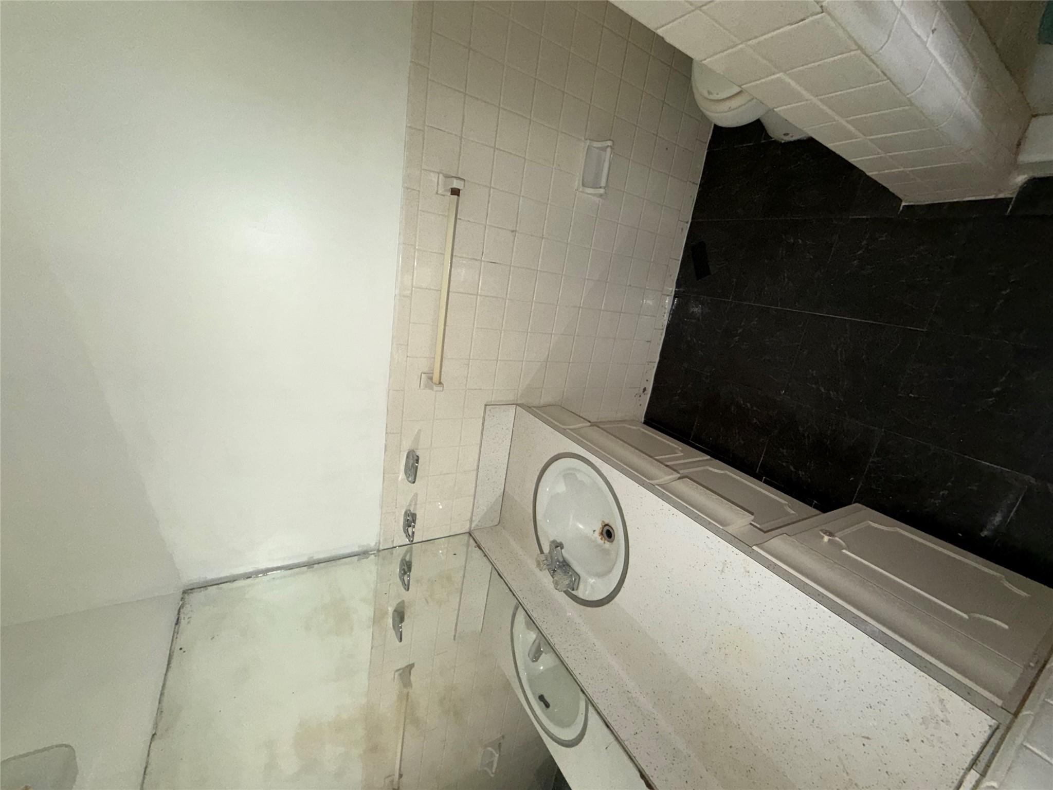 6005 Walnut Hills Dr, Austin, TX 78723