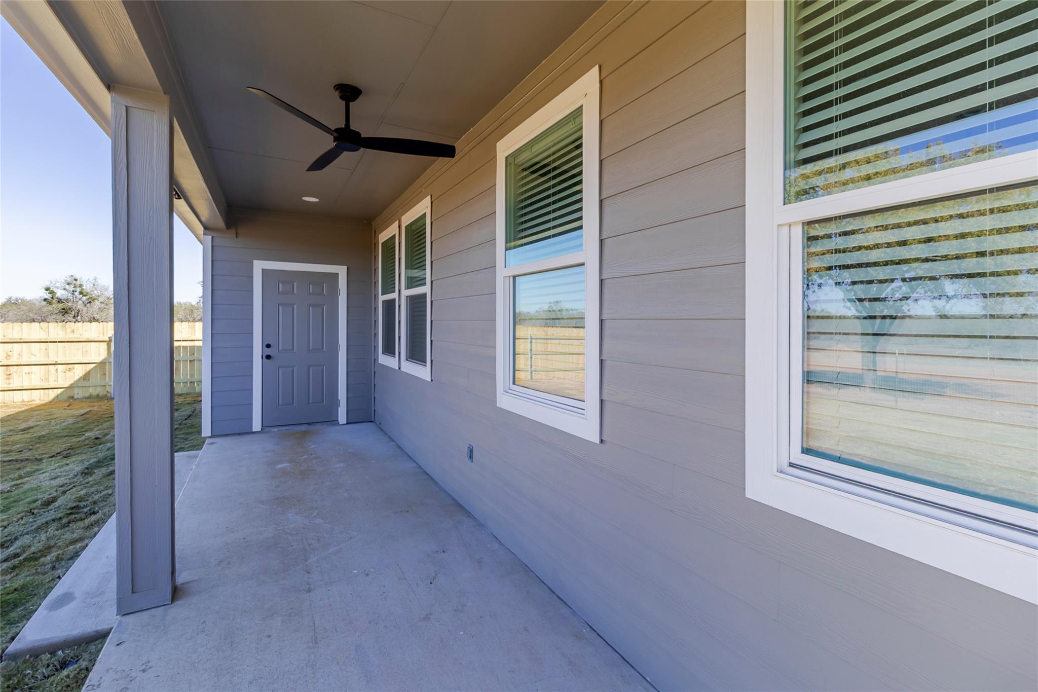 303 Bobs Trl # F, Bastrop, TX 78602