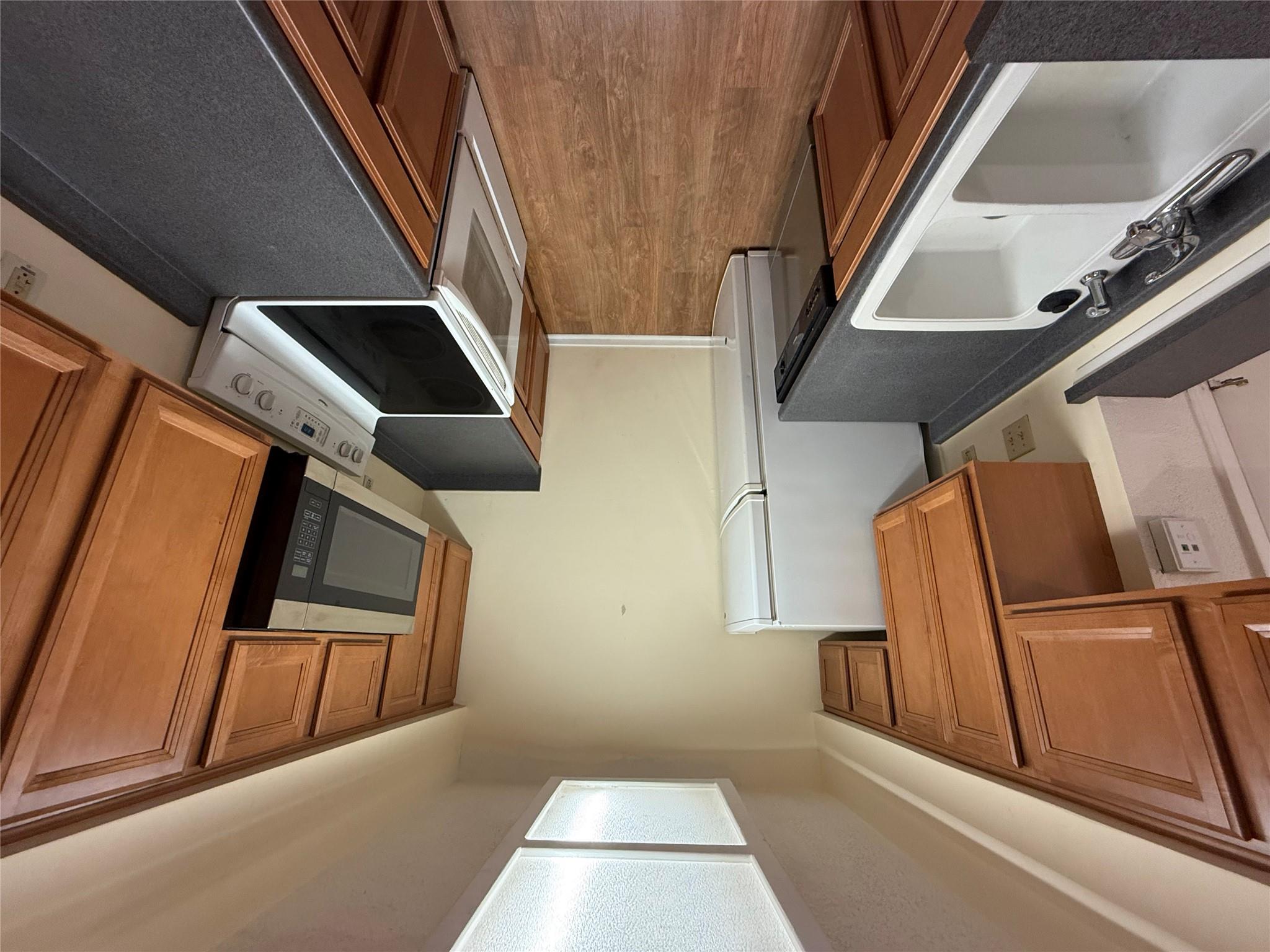 114 E 31st St # 213, Austin, TX 78705