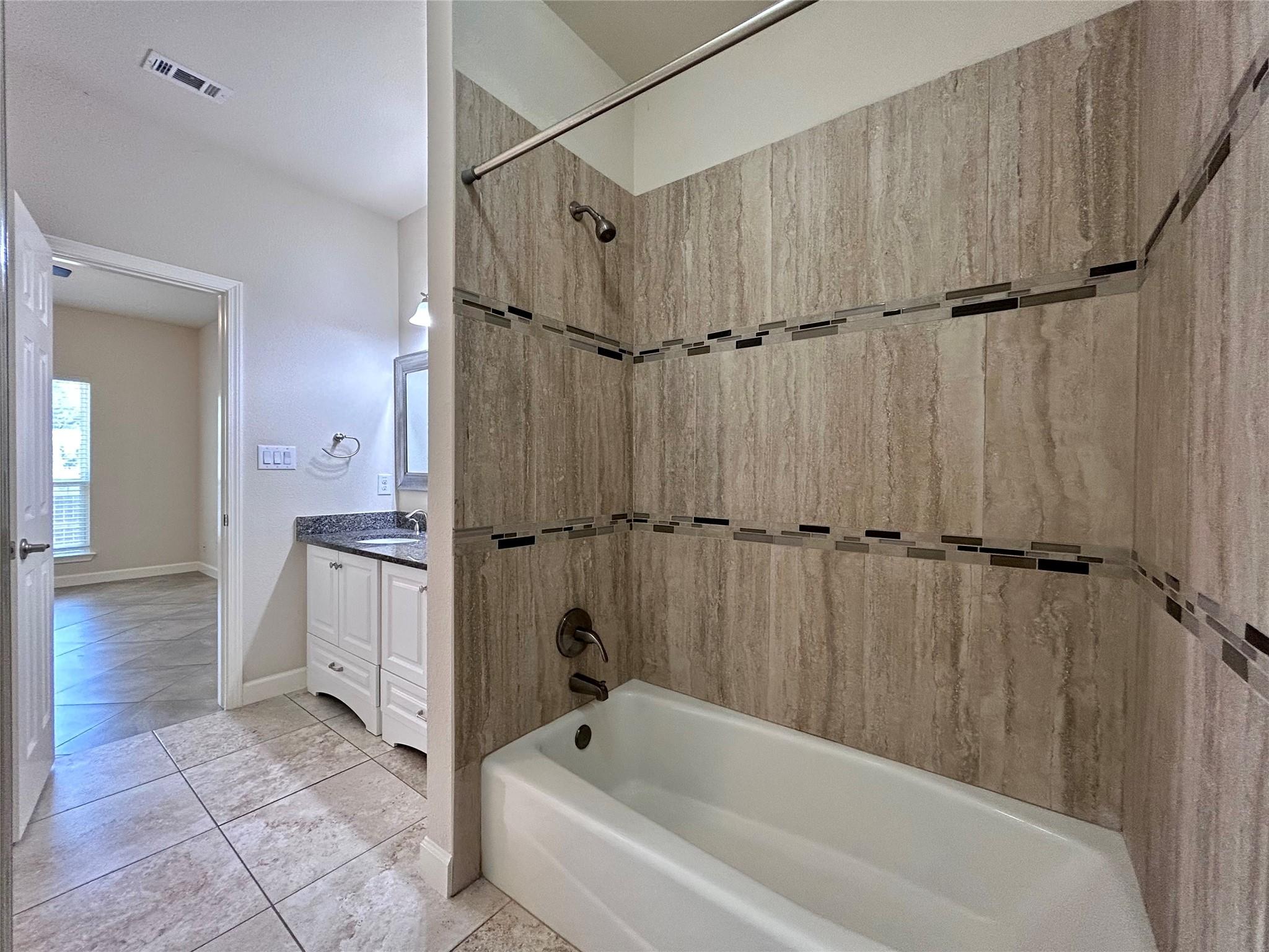 7307 Bar K Ranch Rd # B, Lago Vista, TX 78645