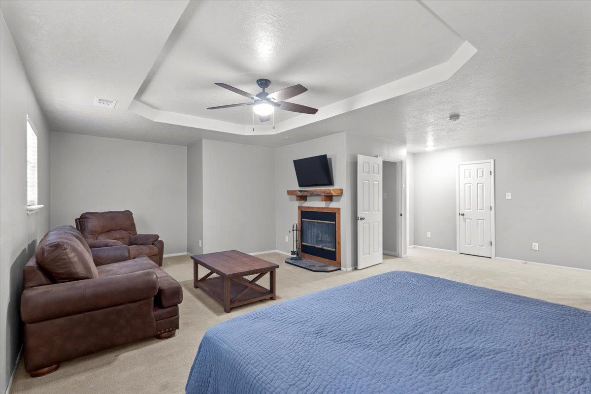 1308 Sherrill Ln, Lexington, TX 78947