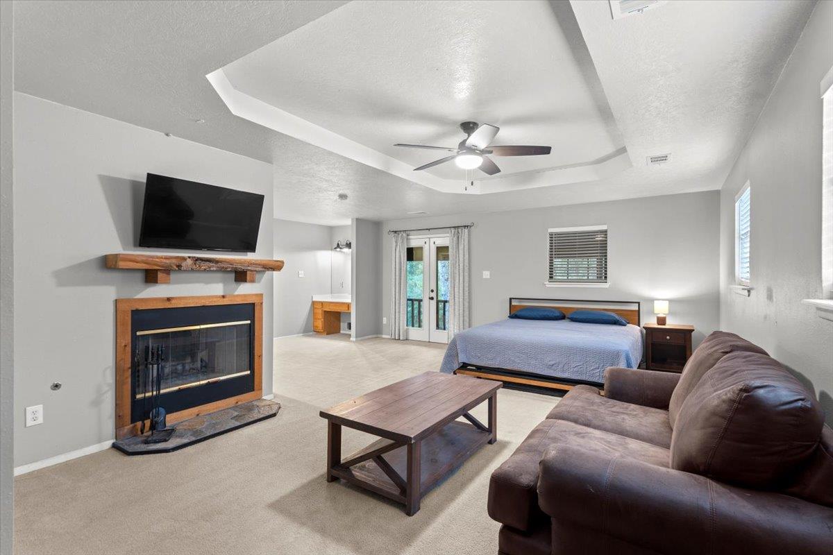 1308 Sherrill Ln, Lexington, TX 78947