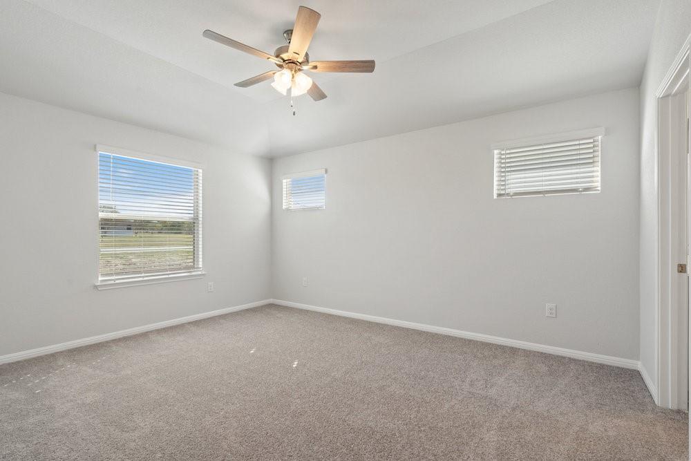 668 Backstays Loop, Kyle, TX 78640