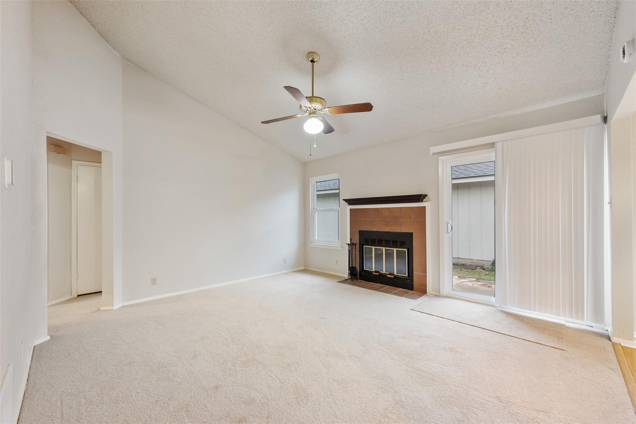 1100 Fairlawn Cv, Round Rock, TX 78664