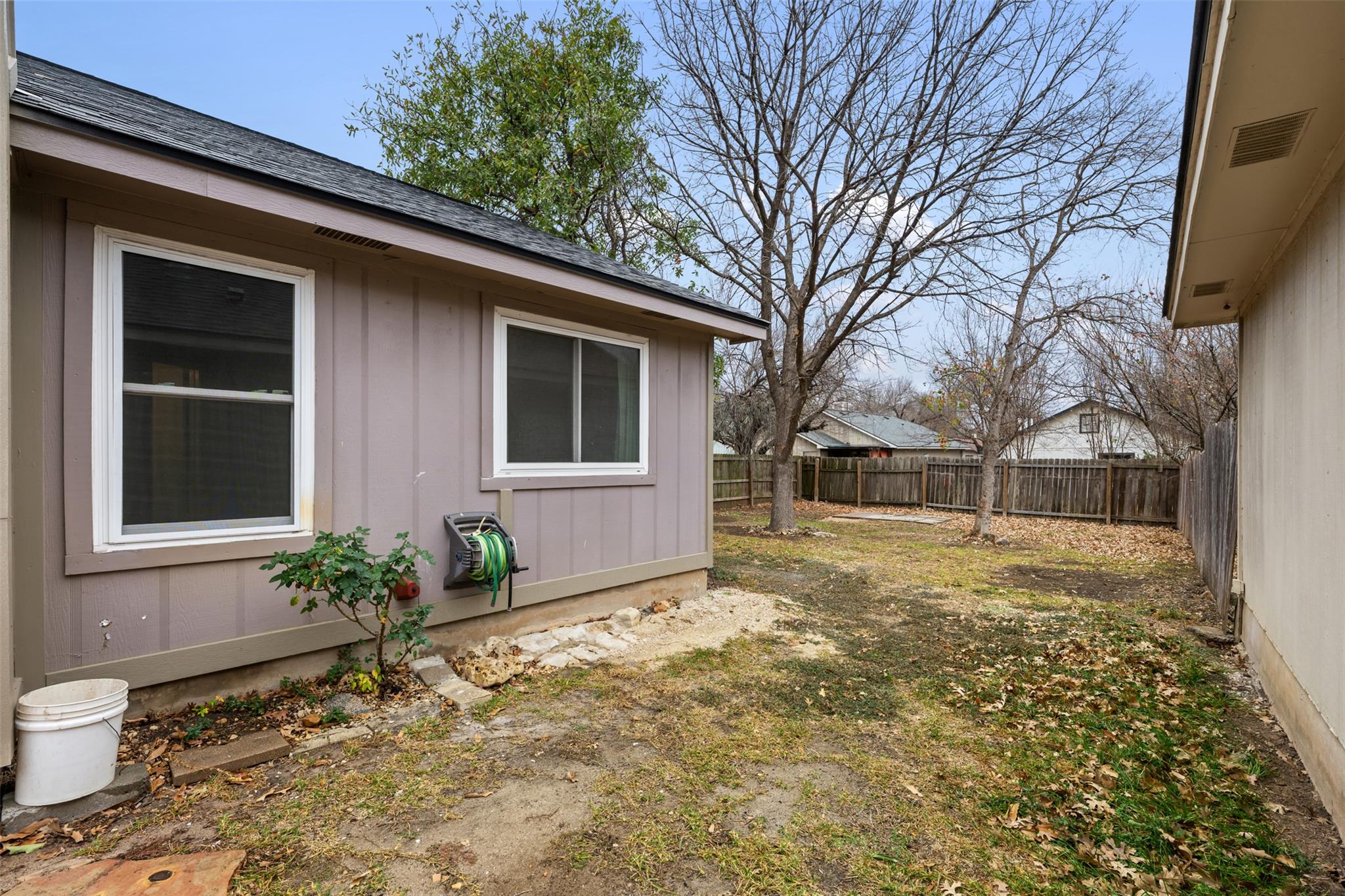 1100 Fairlawn Cv, Round Rock, TX 78664