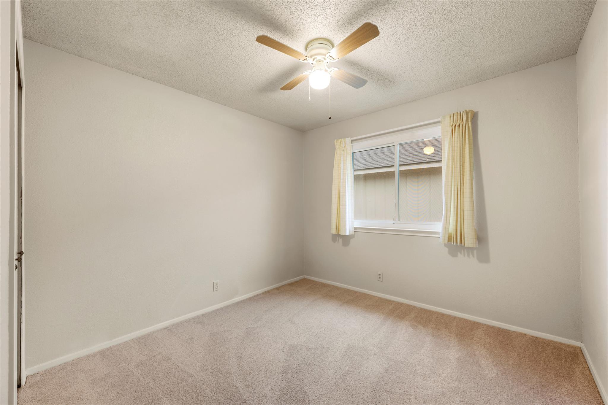 1100 Fairlawn Cv, Round Rock, TX 78664