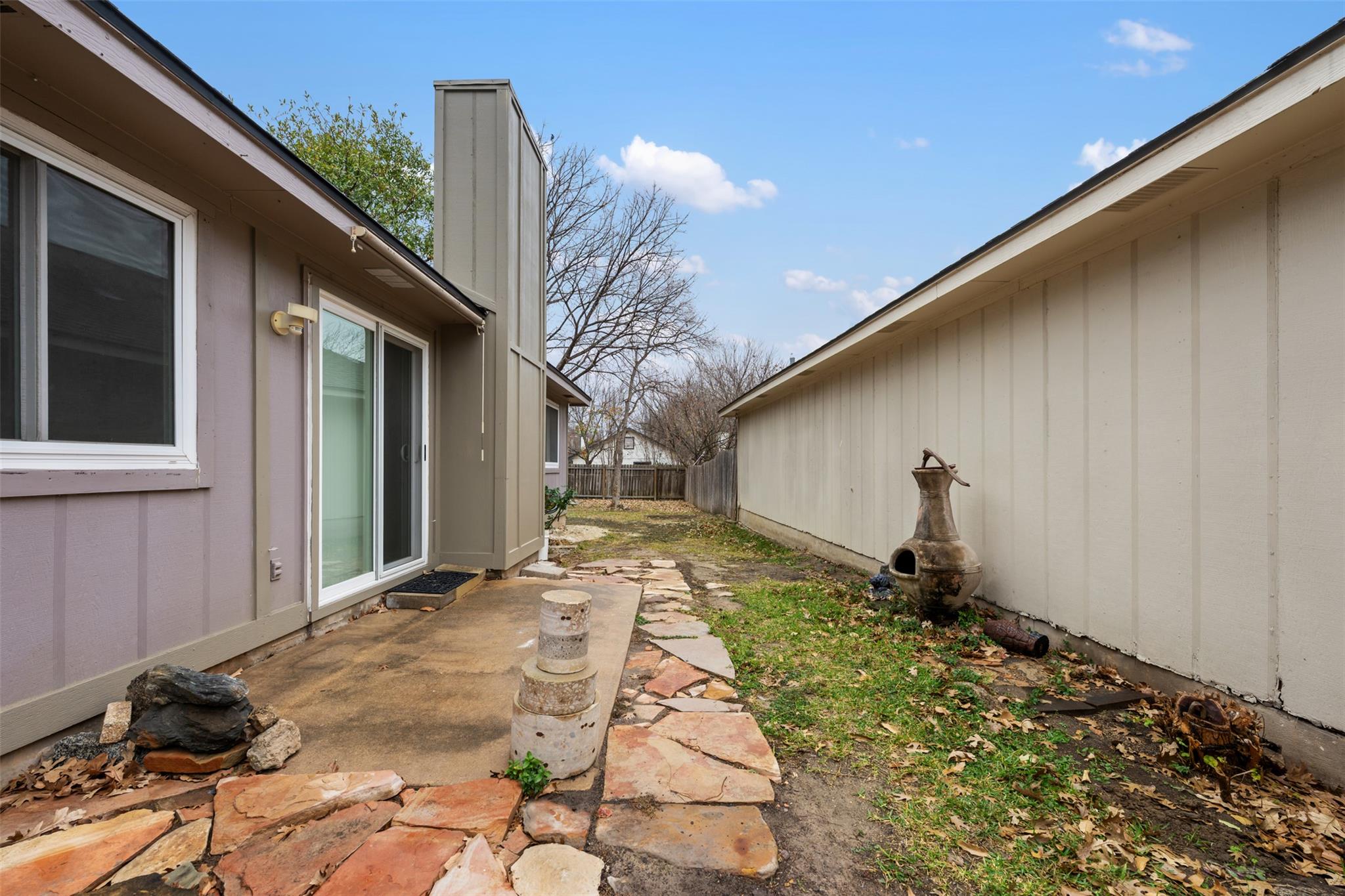 1100 Fairlawn Cv, Round Rock, TX 78664