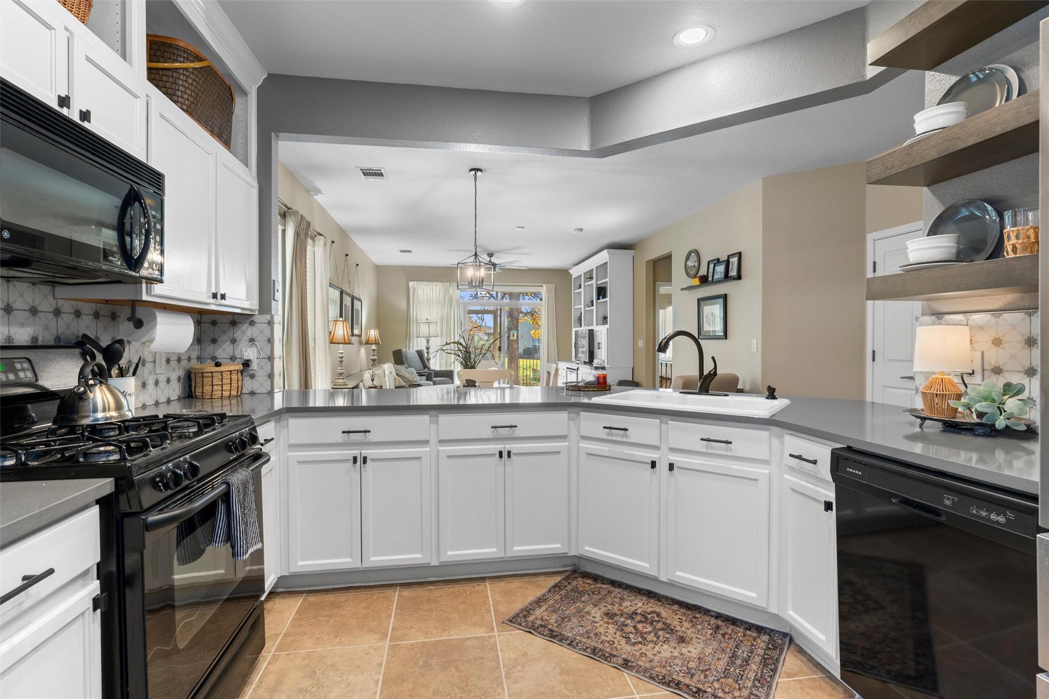 113 Honey Creek Trl, Georgetown, TX 78633