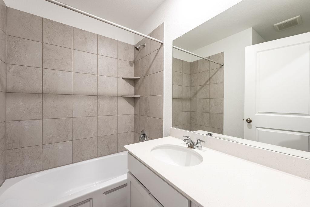 319 Alamito Ave, Kyle, TX 78640