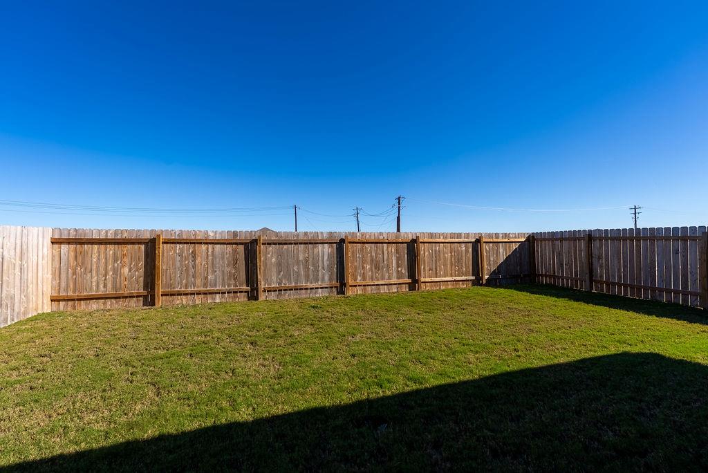 319 Alamito Ave, Kyle, TX 78640