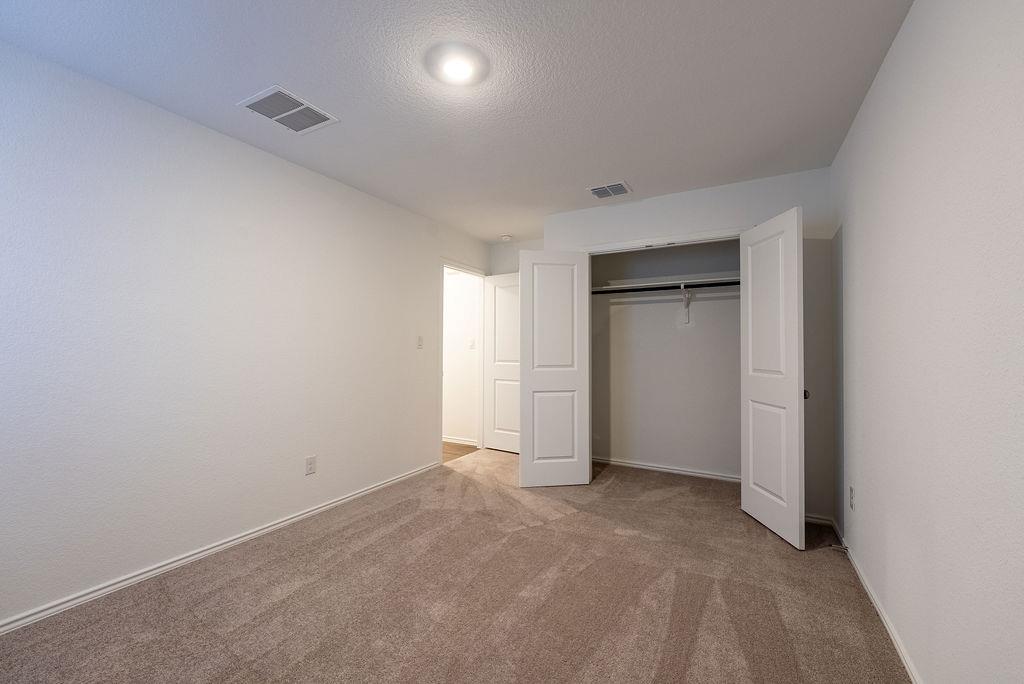 319 Alamito Ave, Kyle, TX 78640