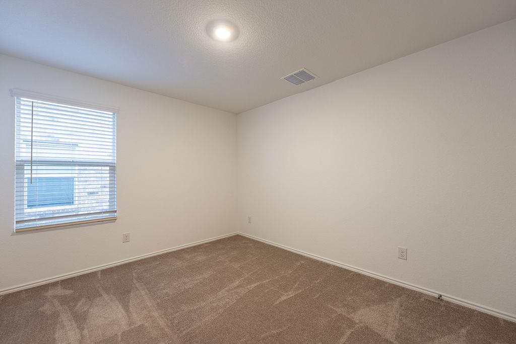 319 Alamito Ave, Kyle, TX 78640