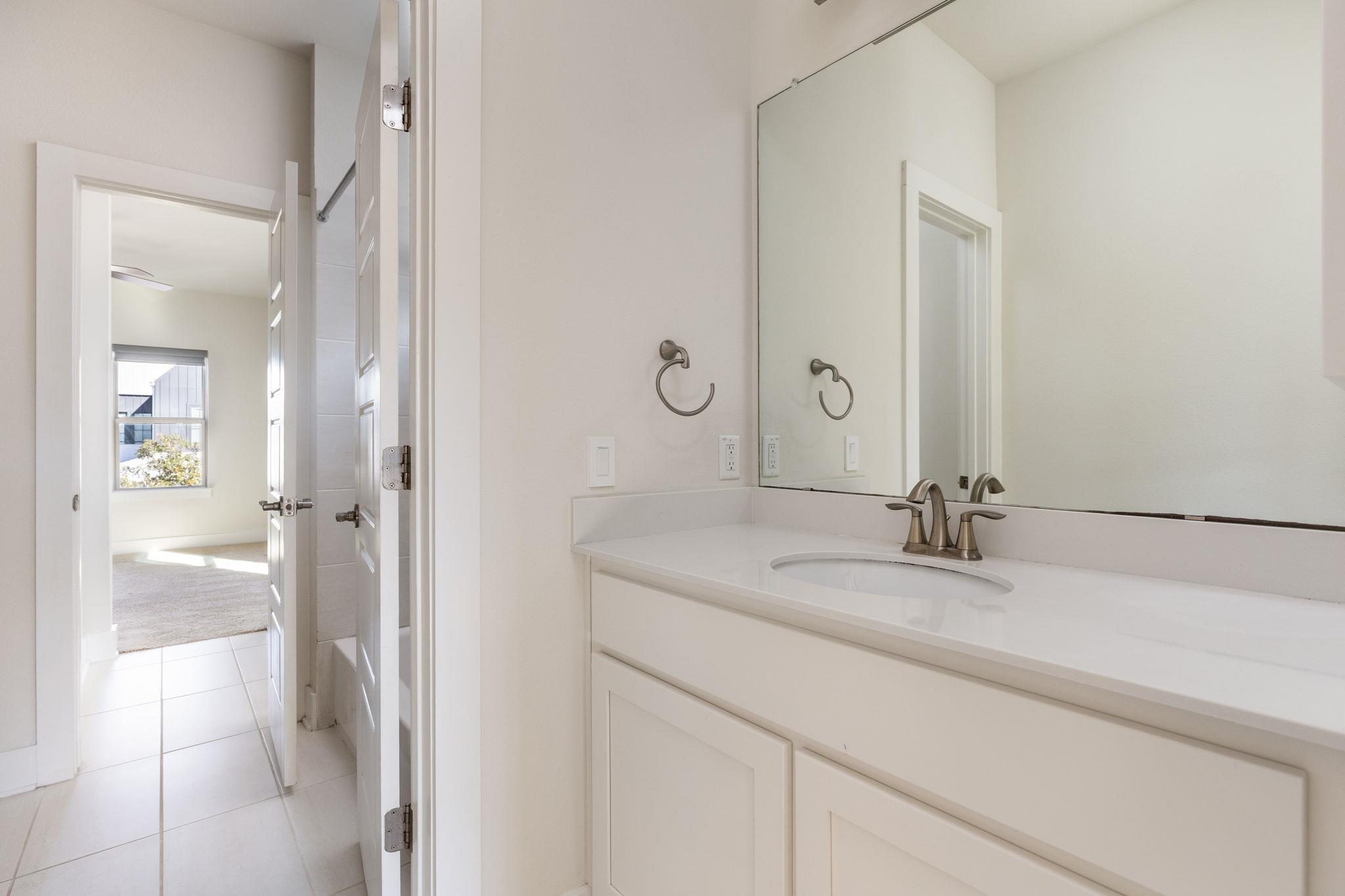 2401 McBee St, Austin, TX 78723