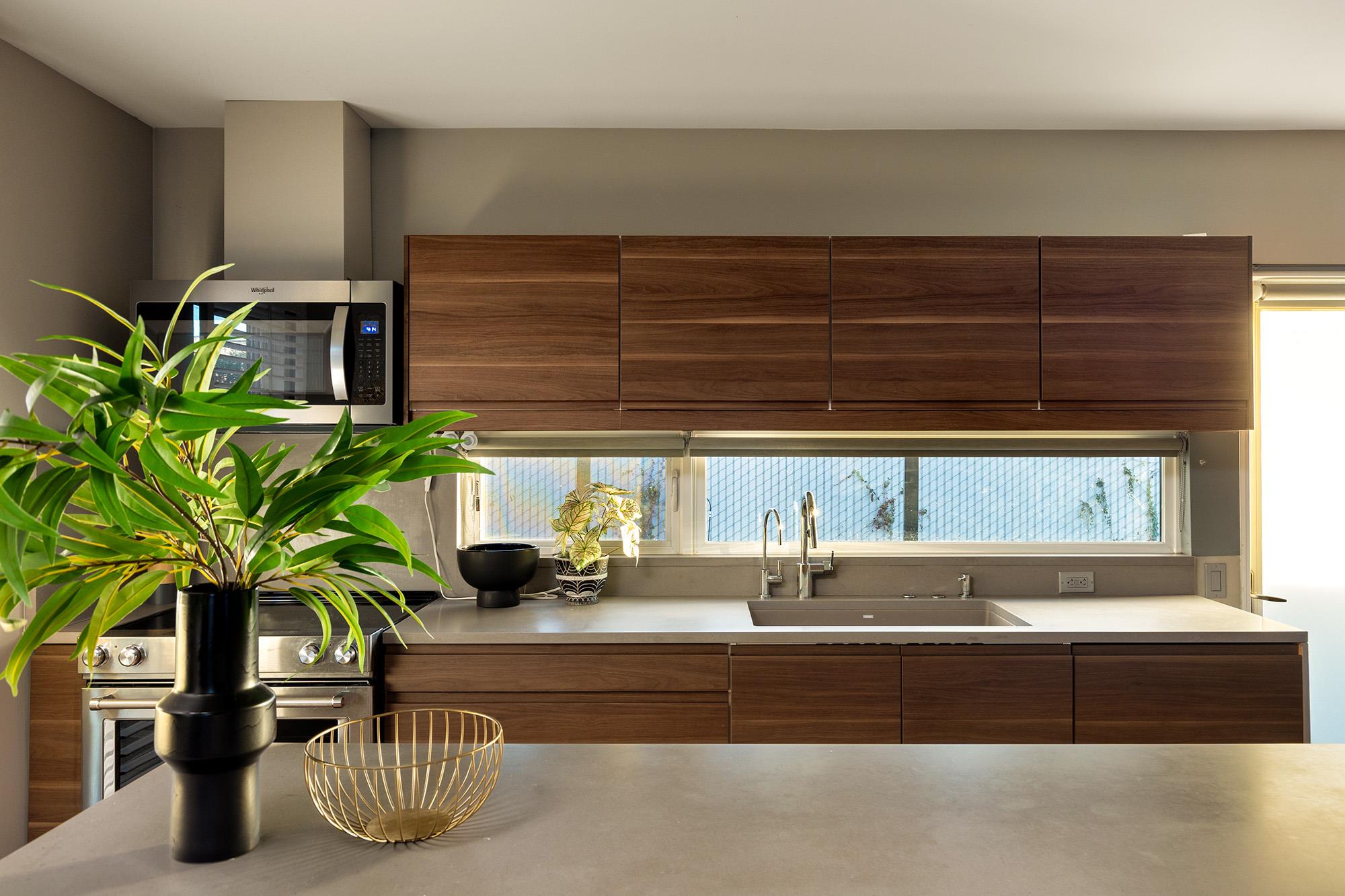 161 N Garden, Out of State, CA 93001