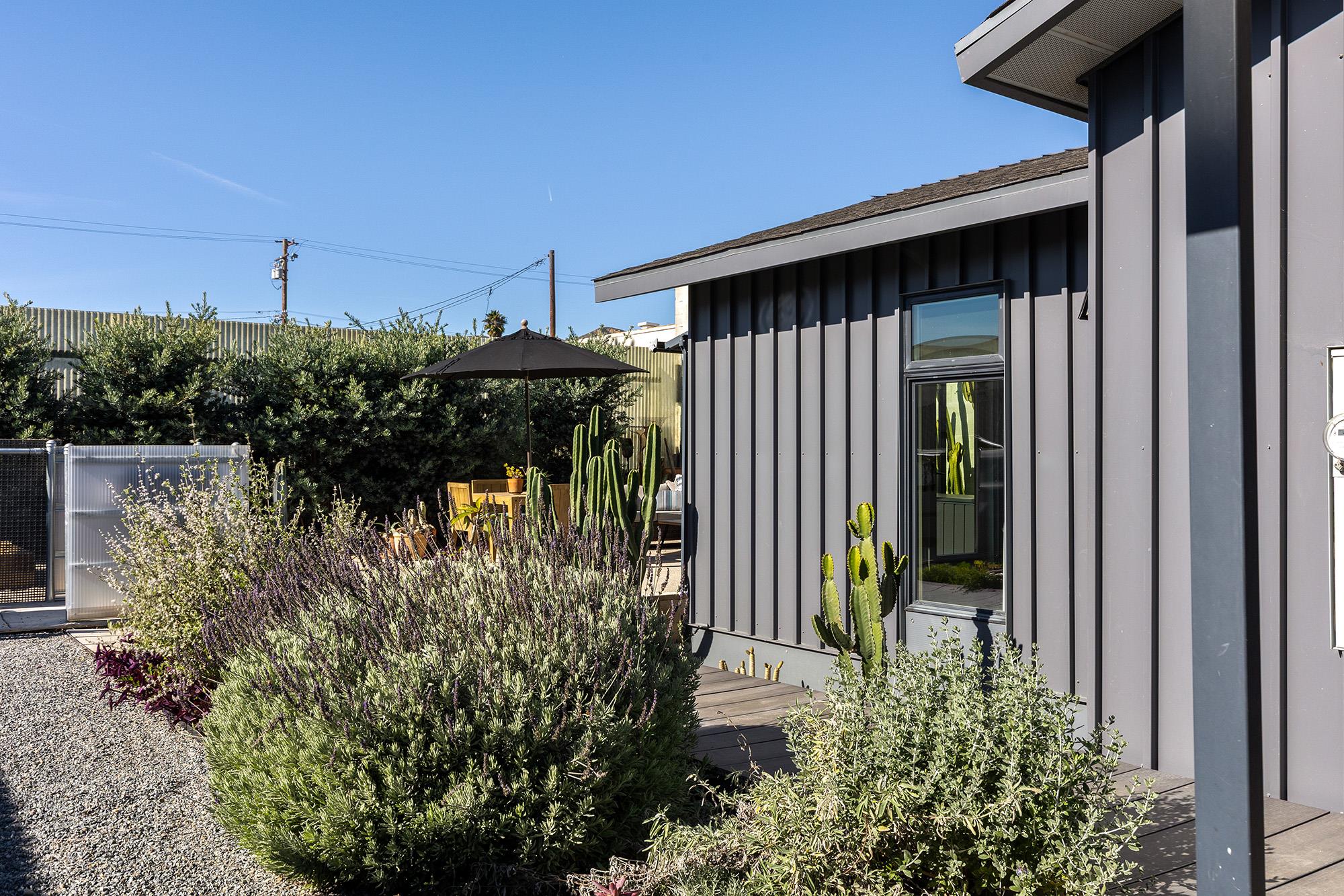 161 N Garden, Out of State, CA 93001