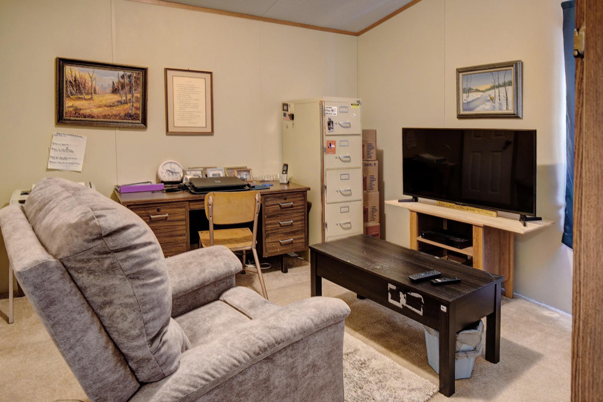 106 Lakewood Dr, Bastrop, TX 78602