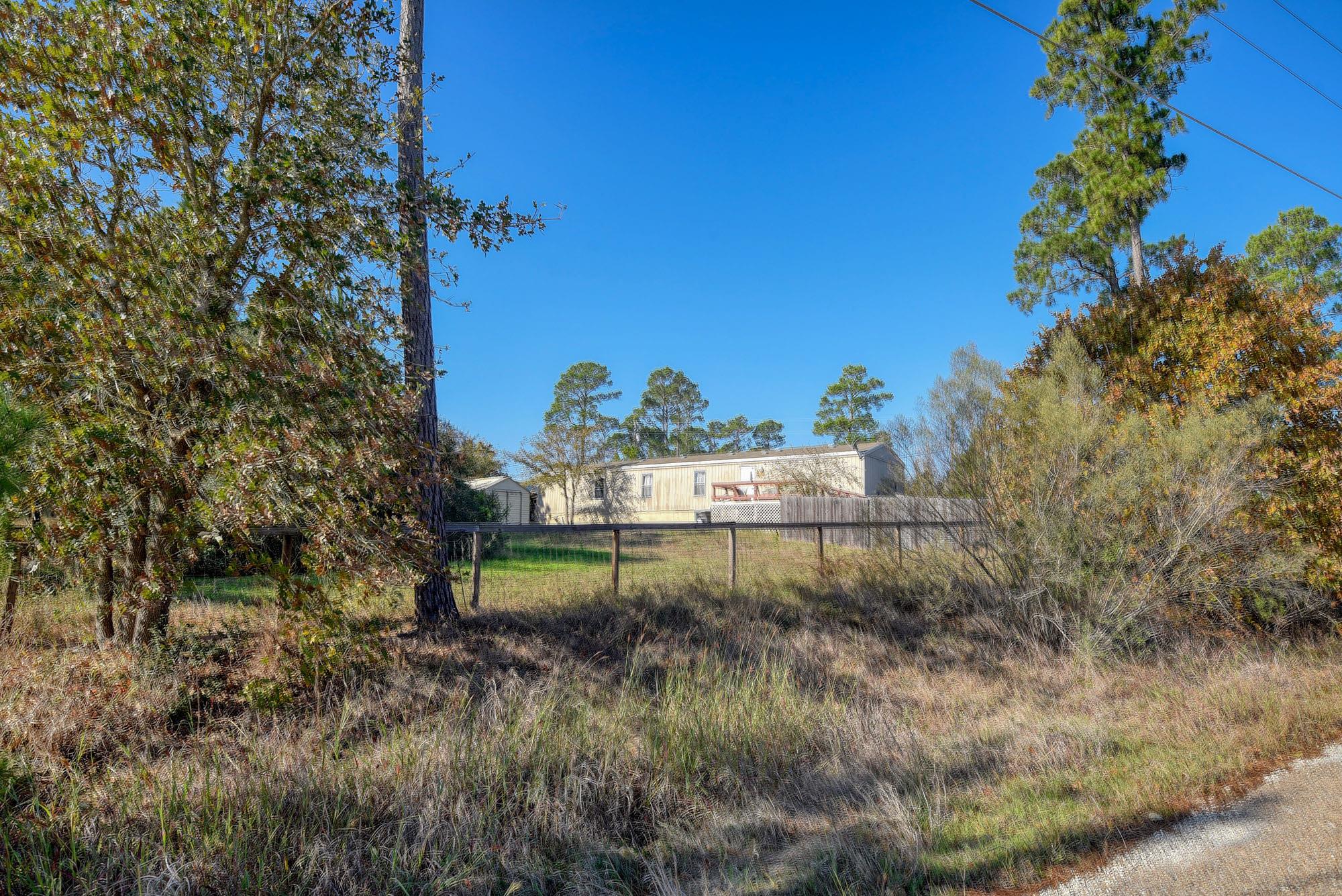 106 Lakewood Dr, Bastrop, TX 78602