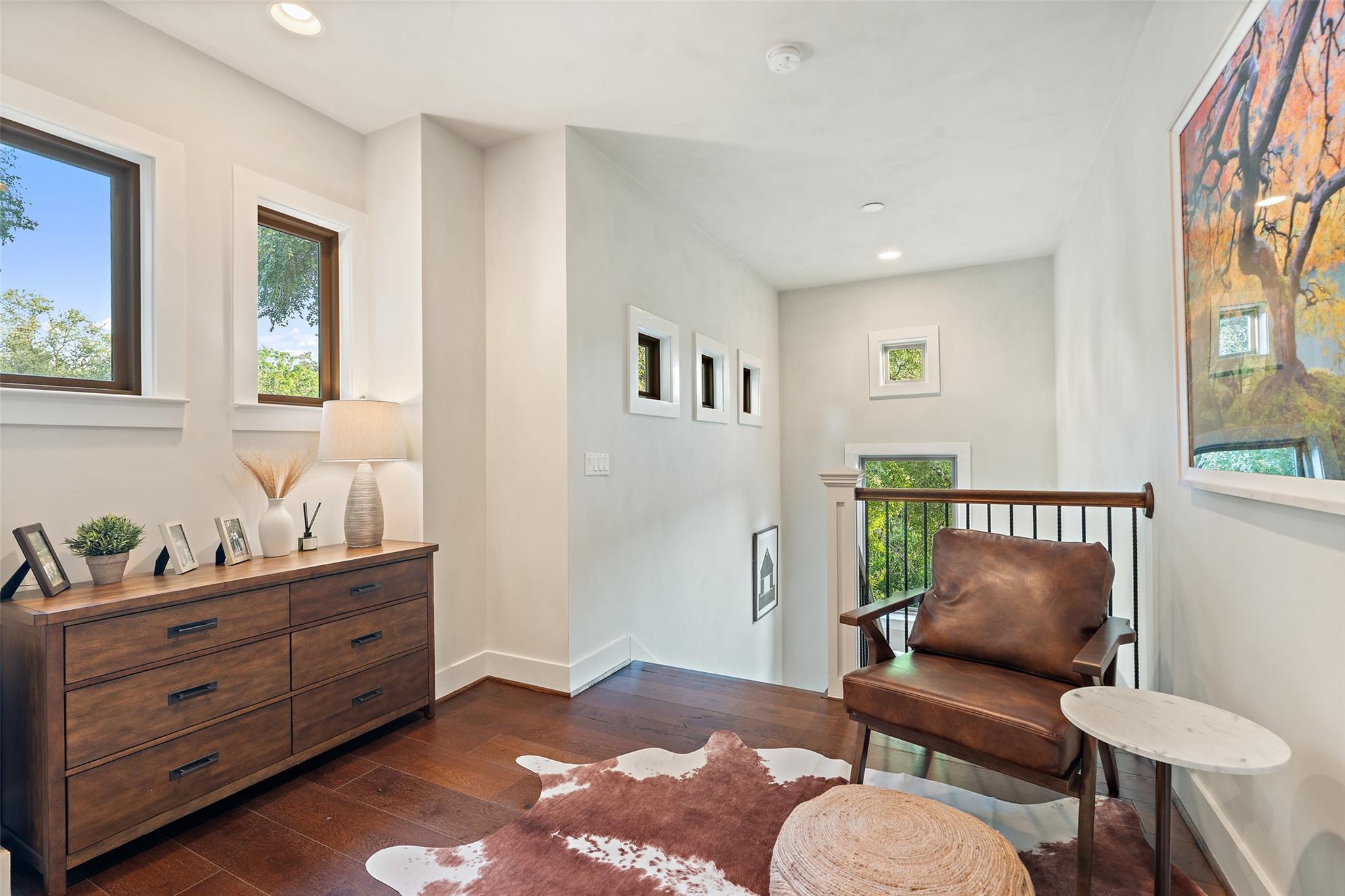 1002 Meriden Ln, Austin, TX 78703