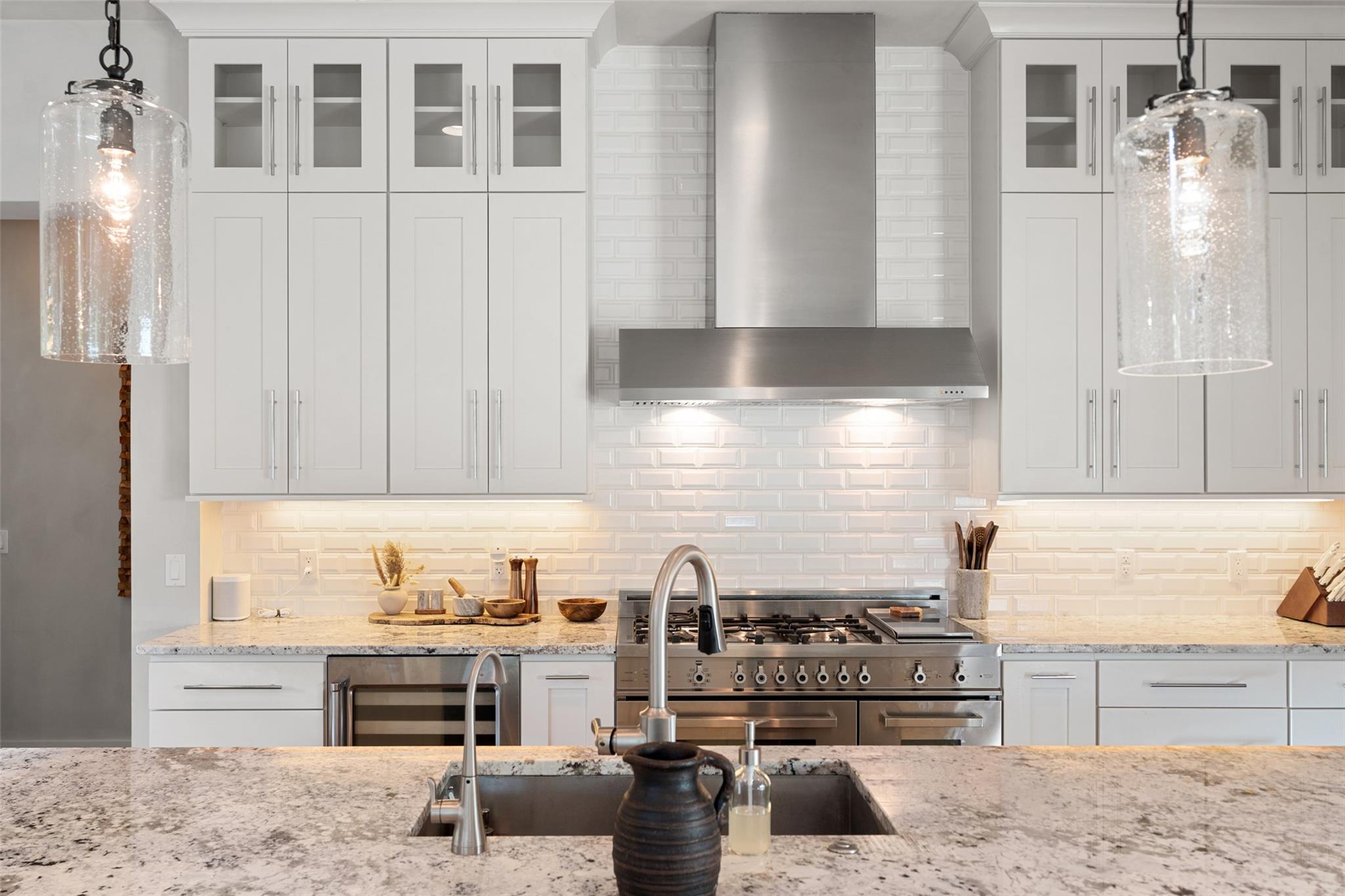 1002 Meriden Ln, Austin, TX 78703