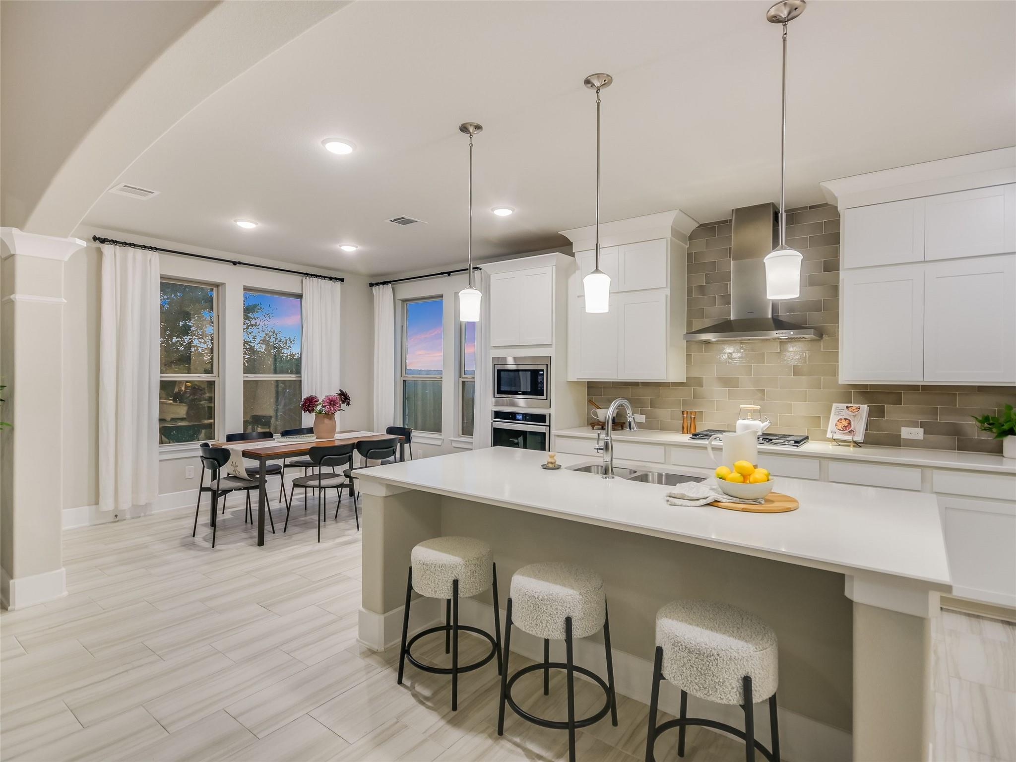 2610 Sunset Vista Cir # 16, Spicewood, TX 78669