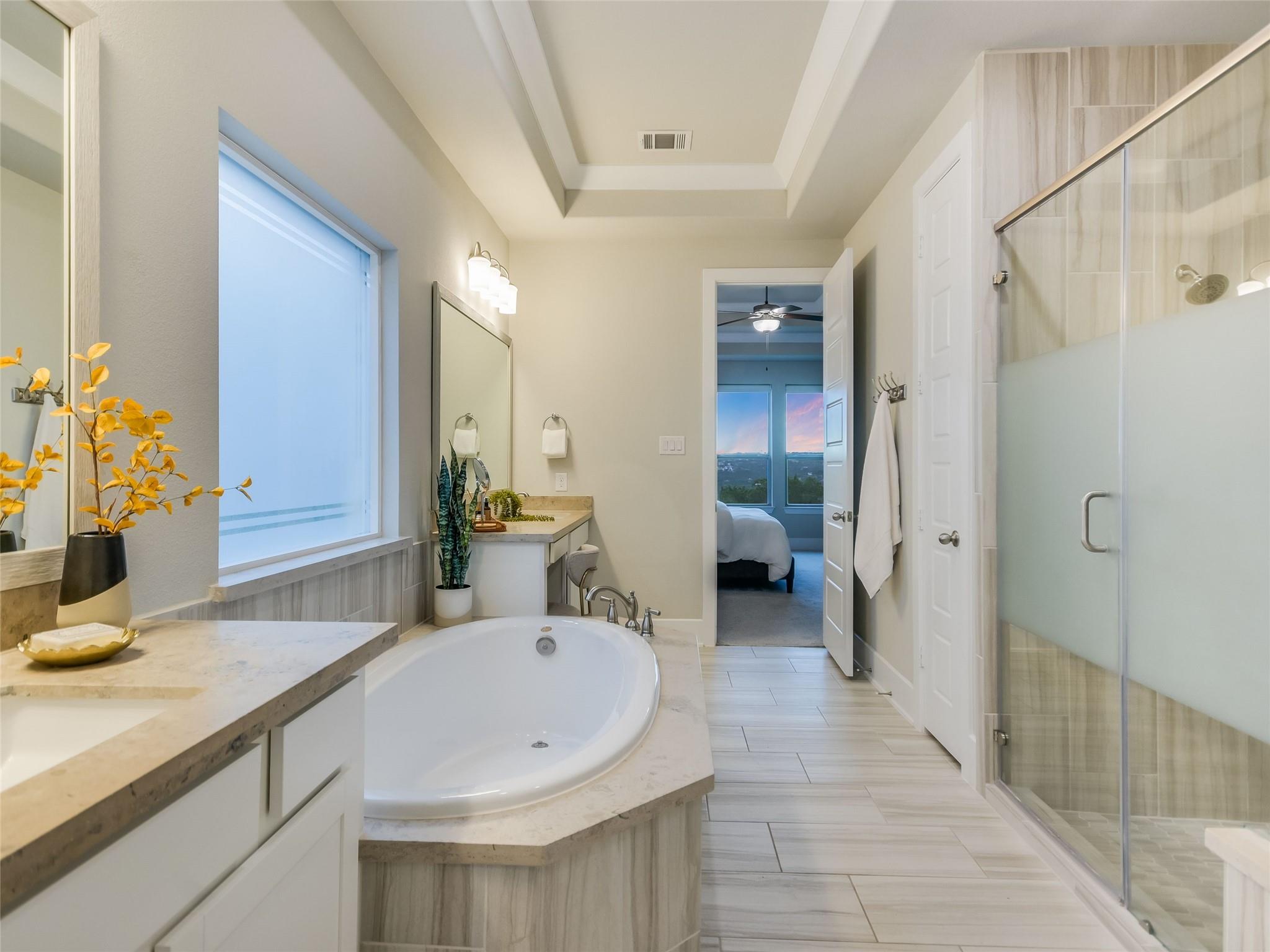 2610 Sunset Vista Cir # 16, Spicewood, TX 78669