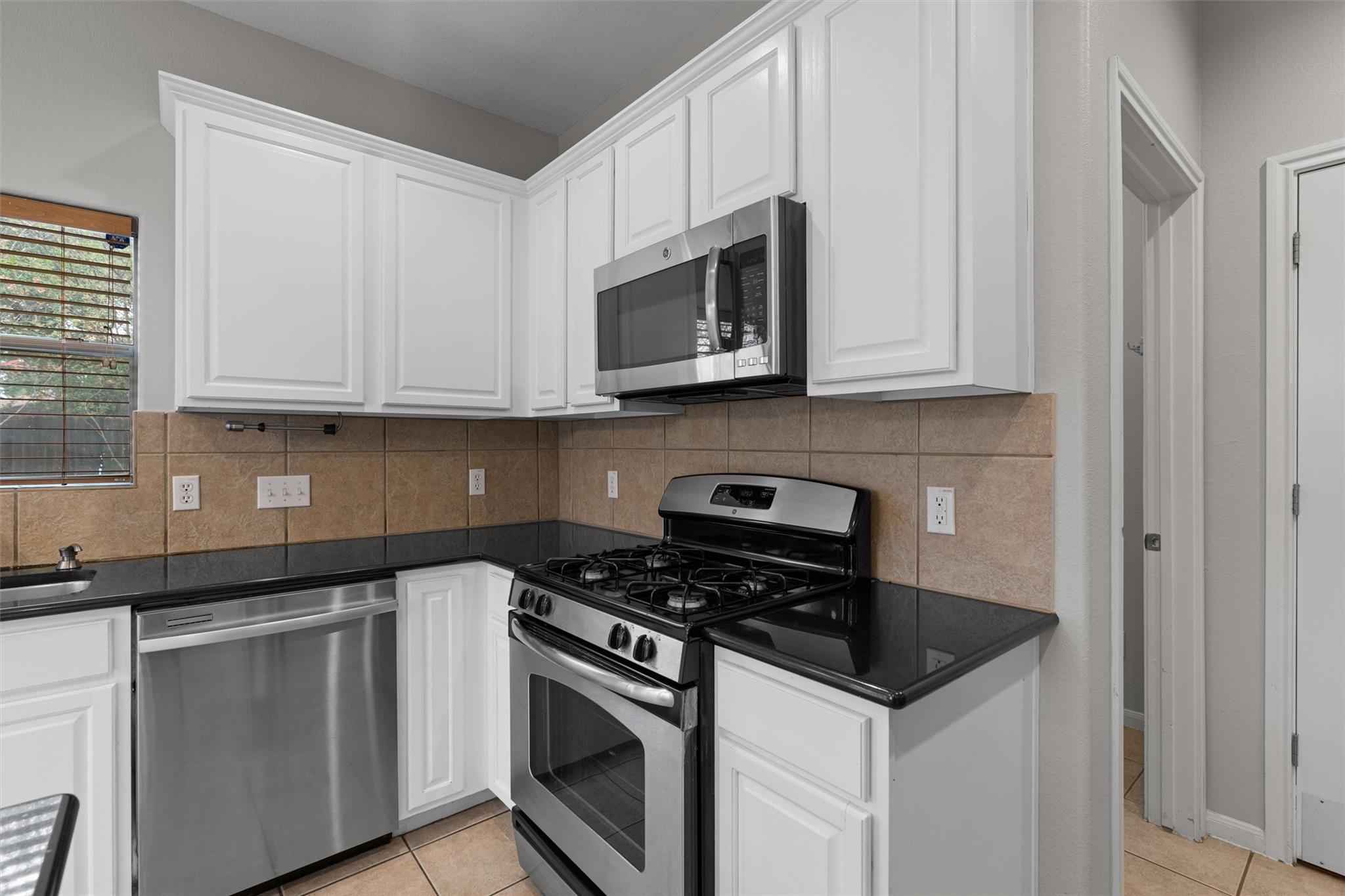 2240 Independence Dr # A83, Austin, TX 78745