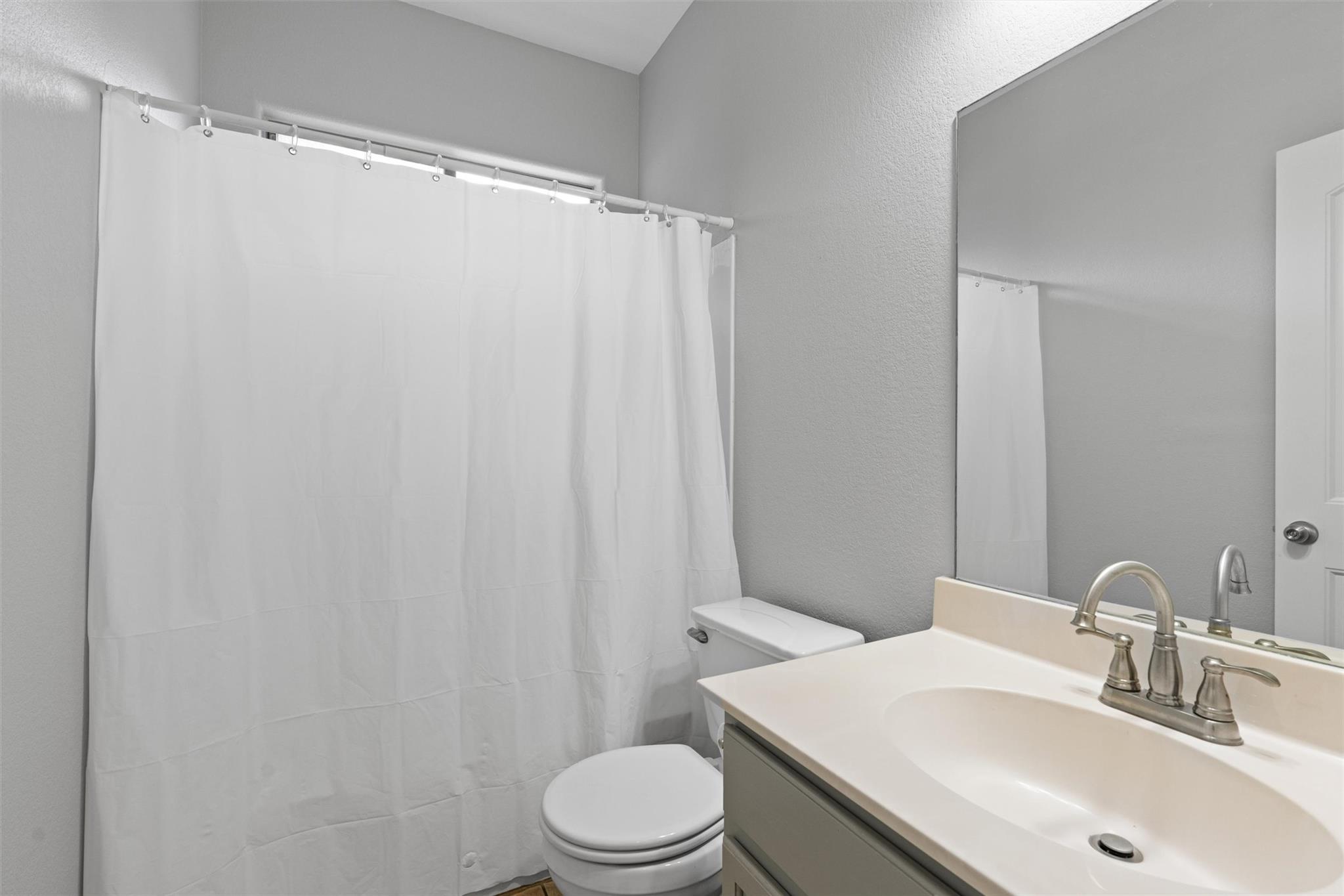 2240 Independence Dr # A83, Austin, TX 78745