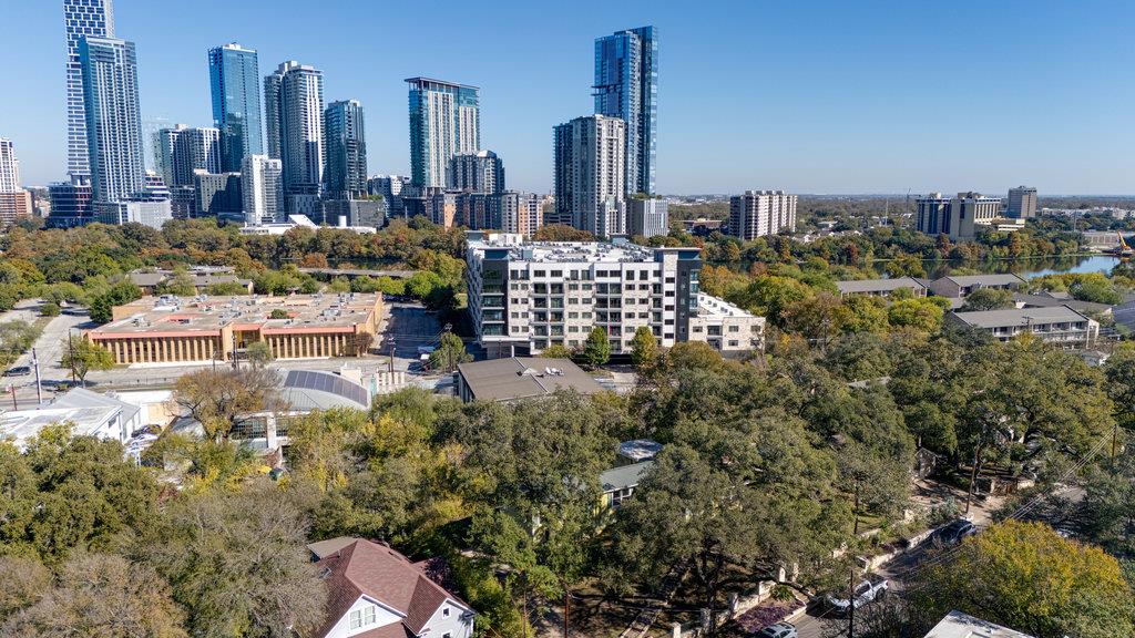 212 Bonnieview St, Austin, TX 78704