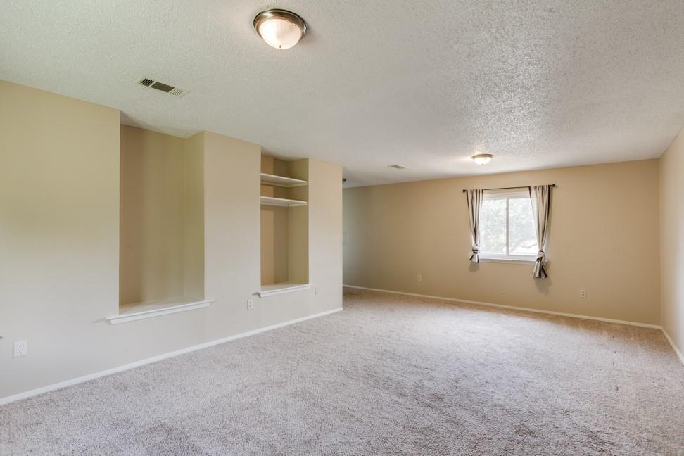 11227 Henge Dr, Austin, TX 78759